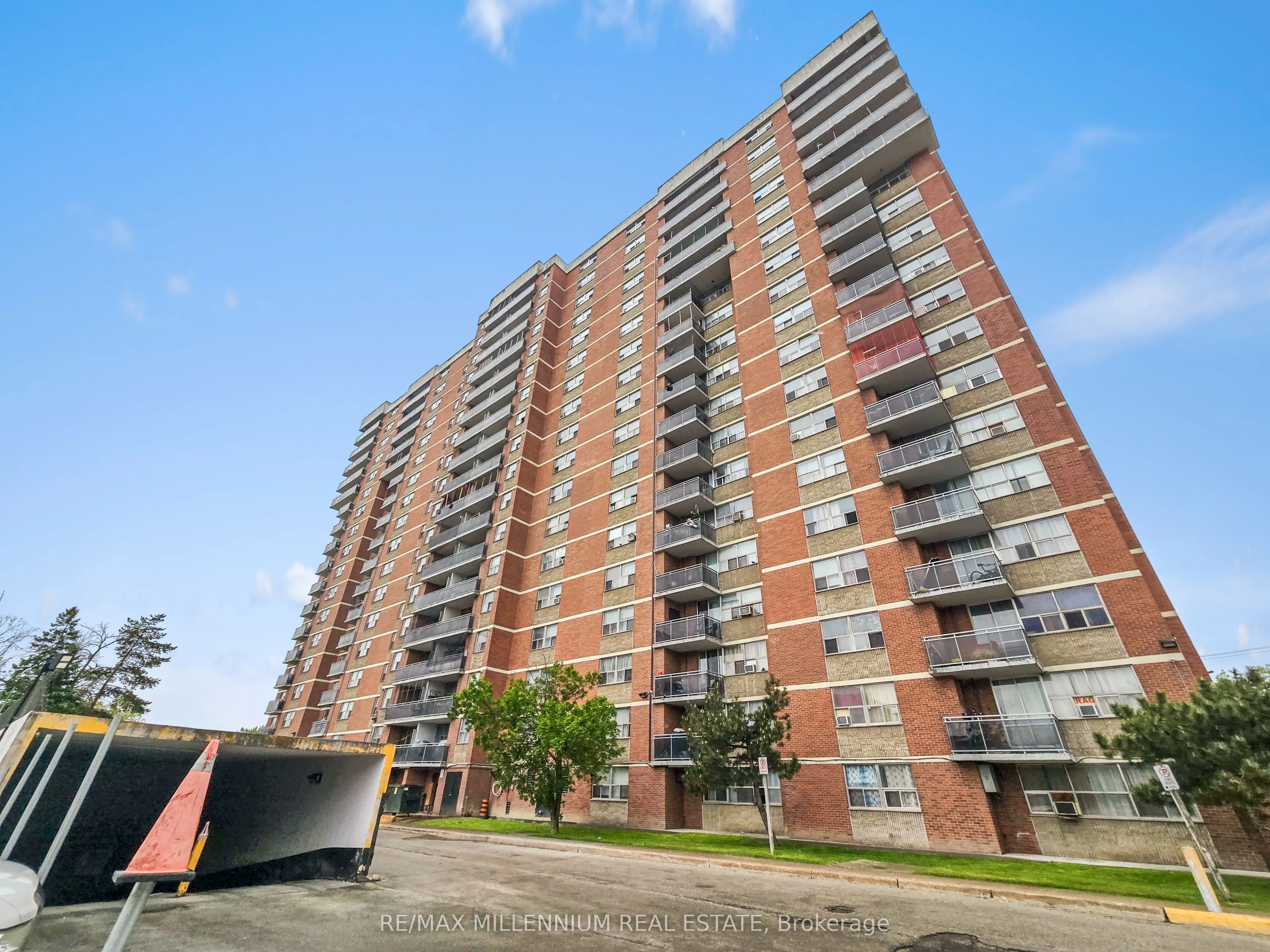 2645 Kipling Avenue, #1807