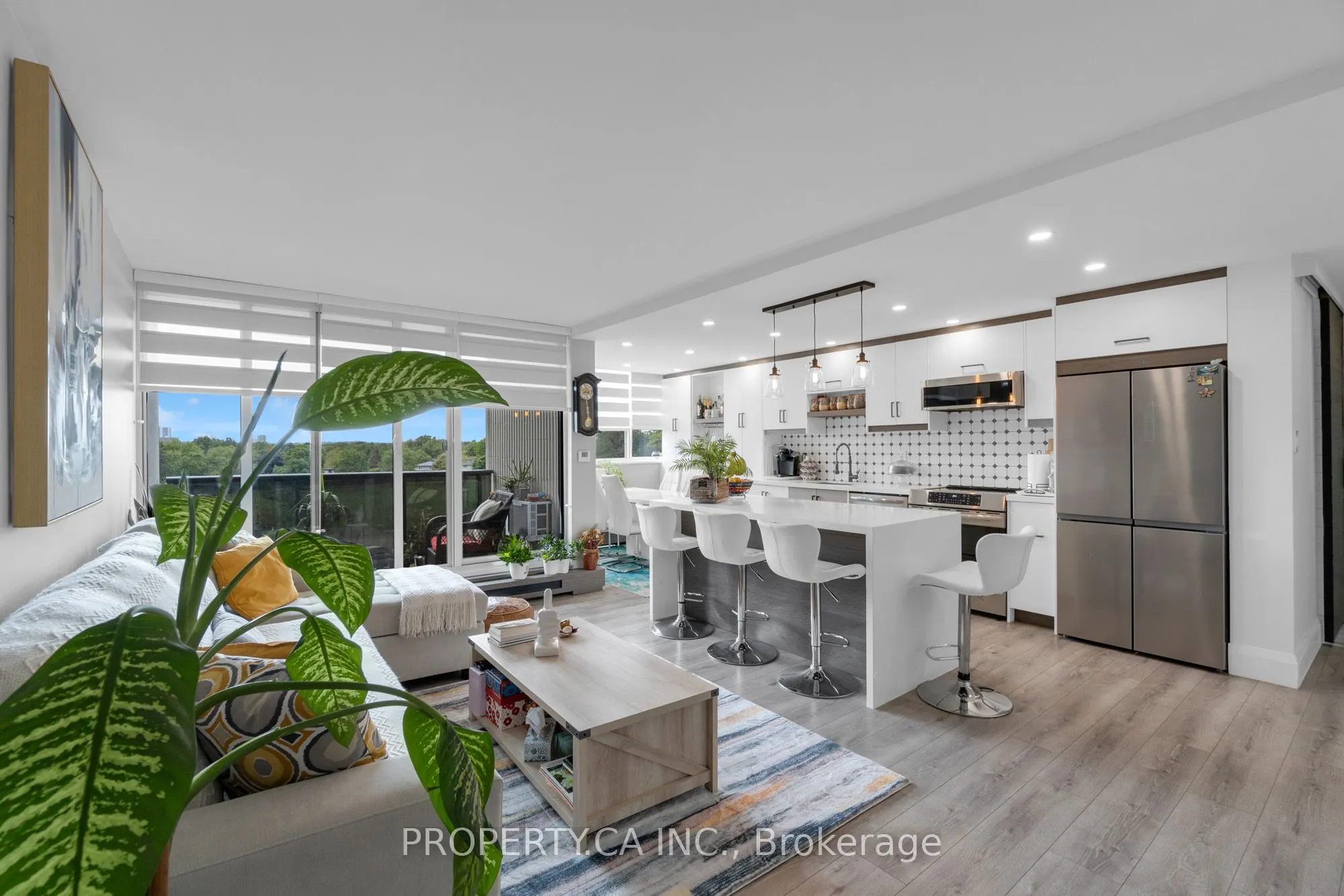 530 Lolita Gardens, #803