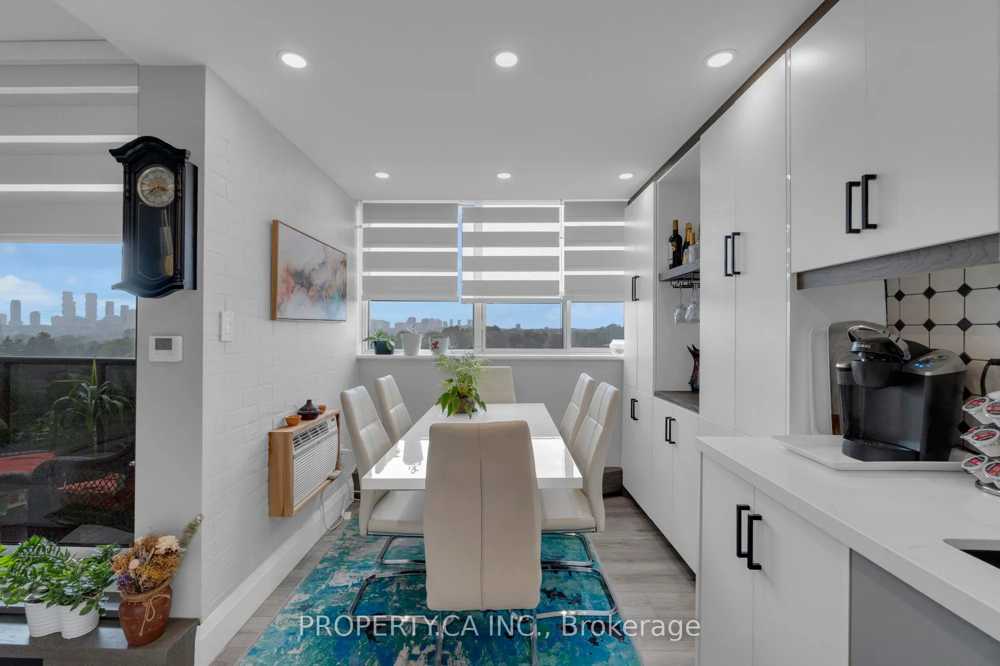 530 Lolita Gardens, #803