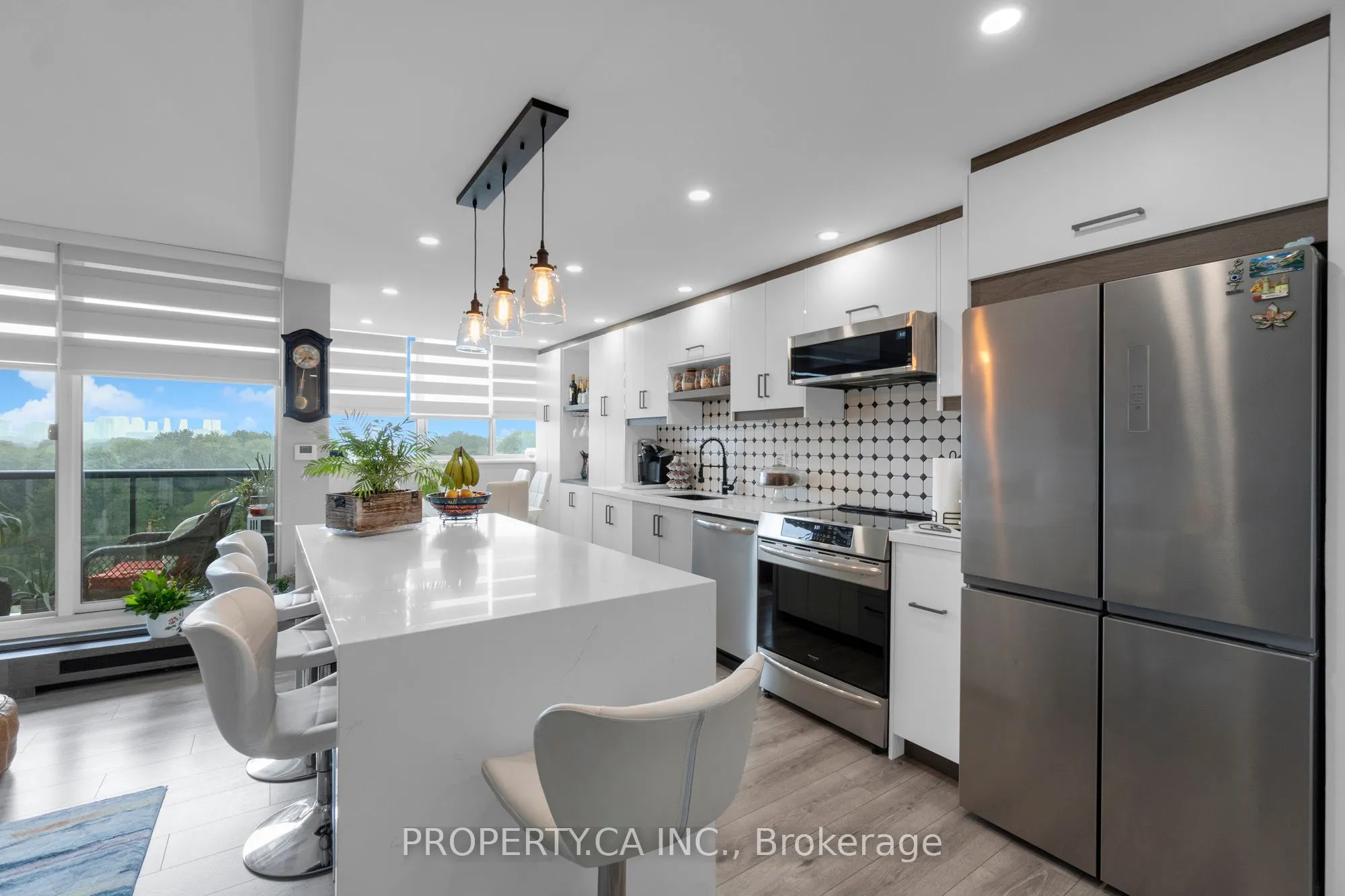 530 Lolita Gardens, #803