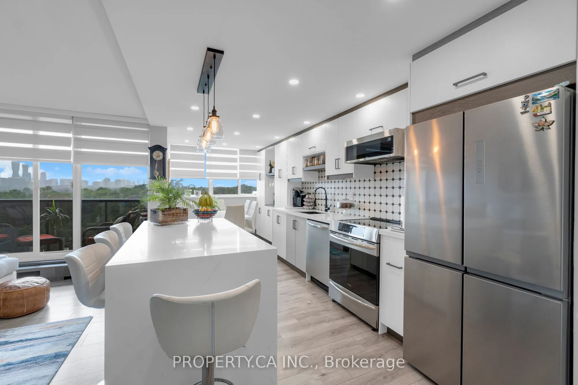 530 Lolita Gardens, #803