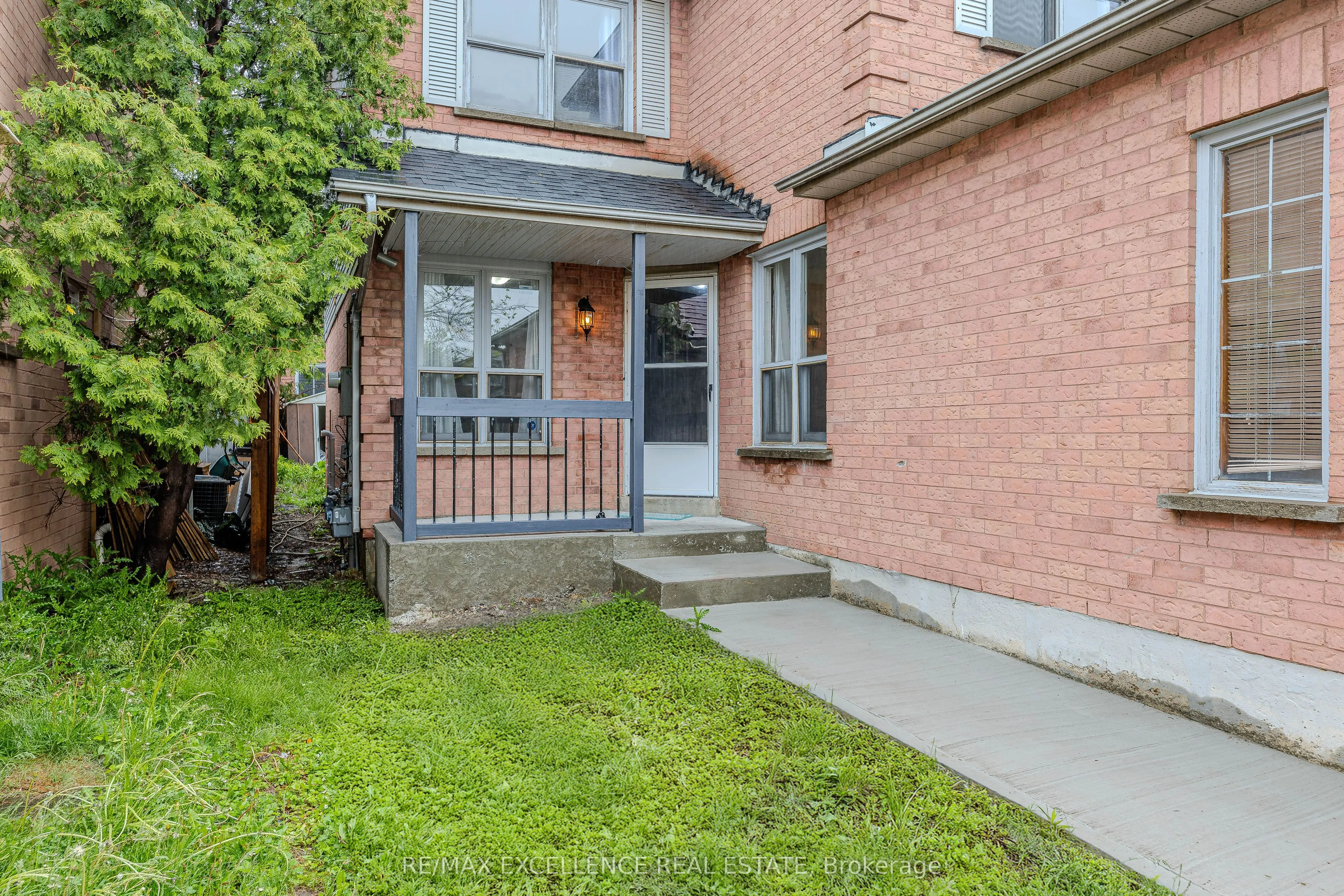 145 Ecclestone Drive