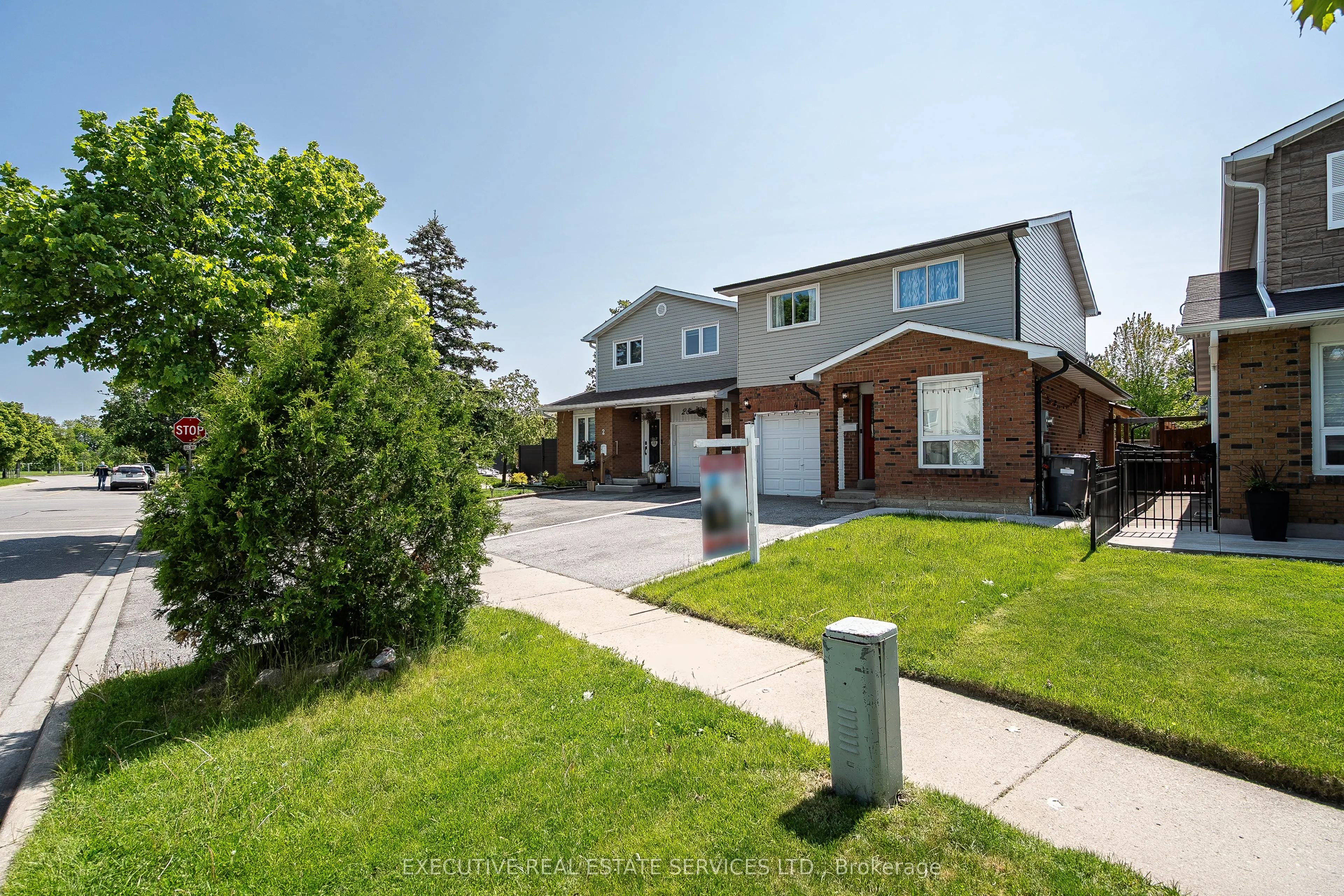 4 Simmons Boulevard