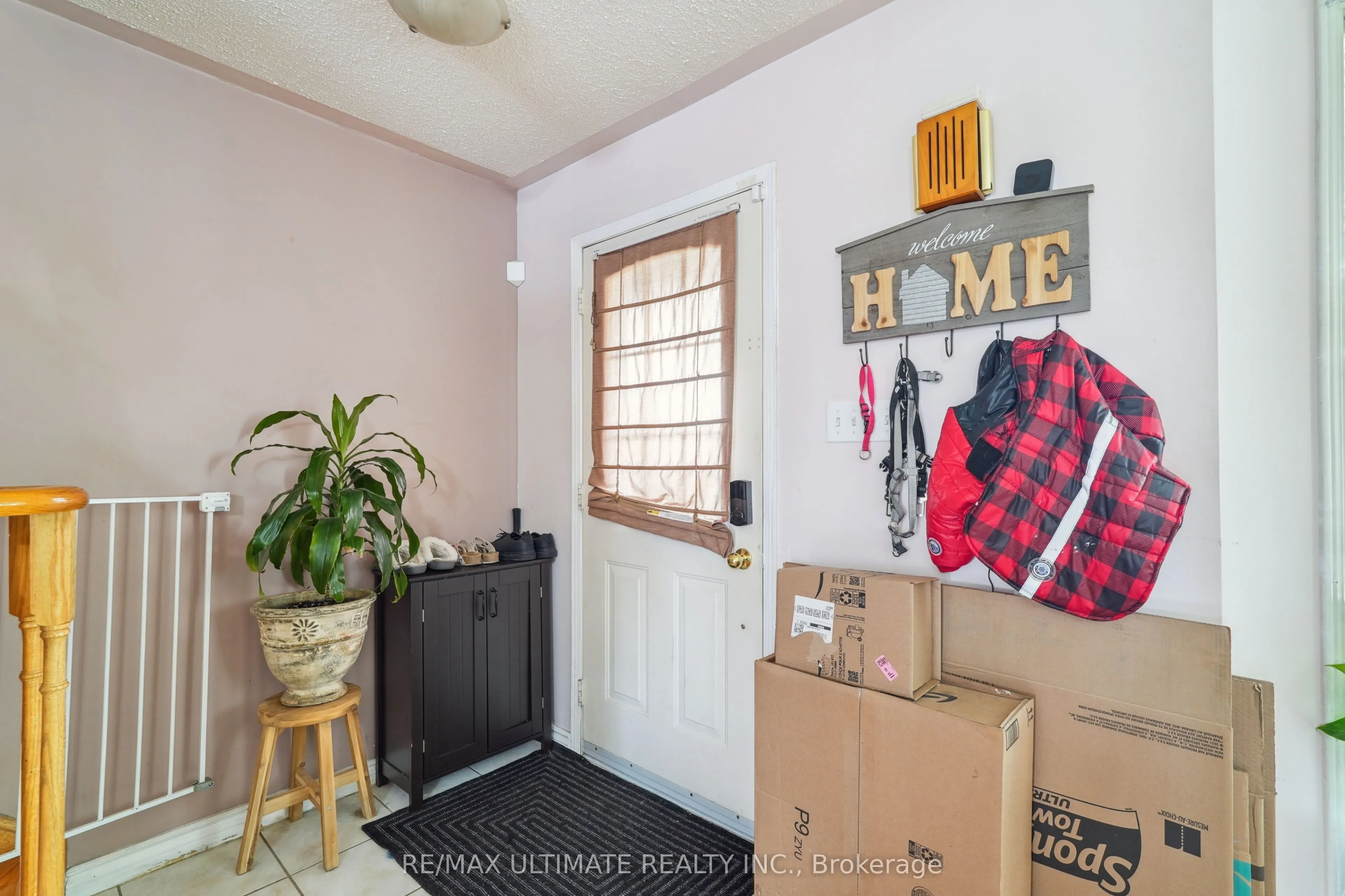 2168 St. Clair Avenue W