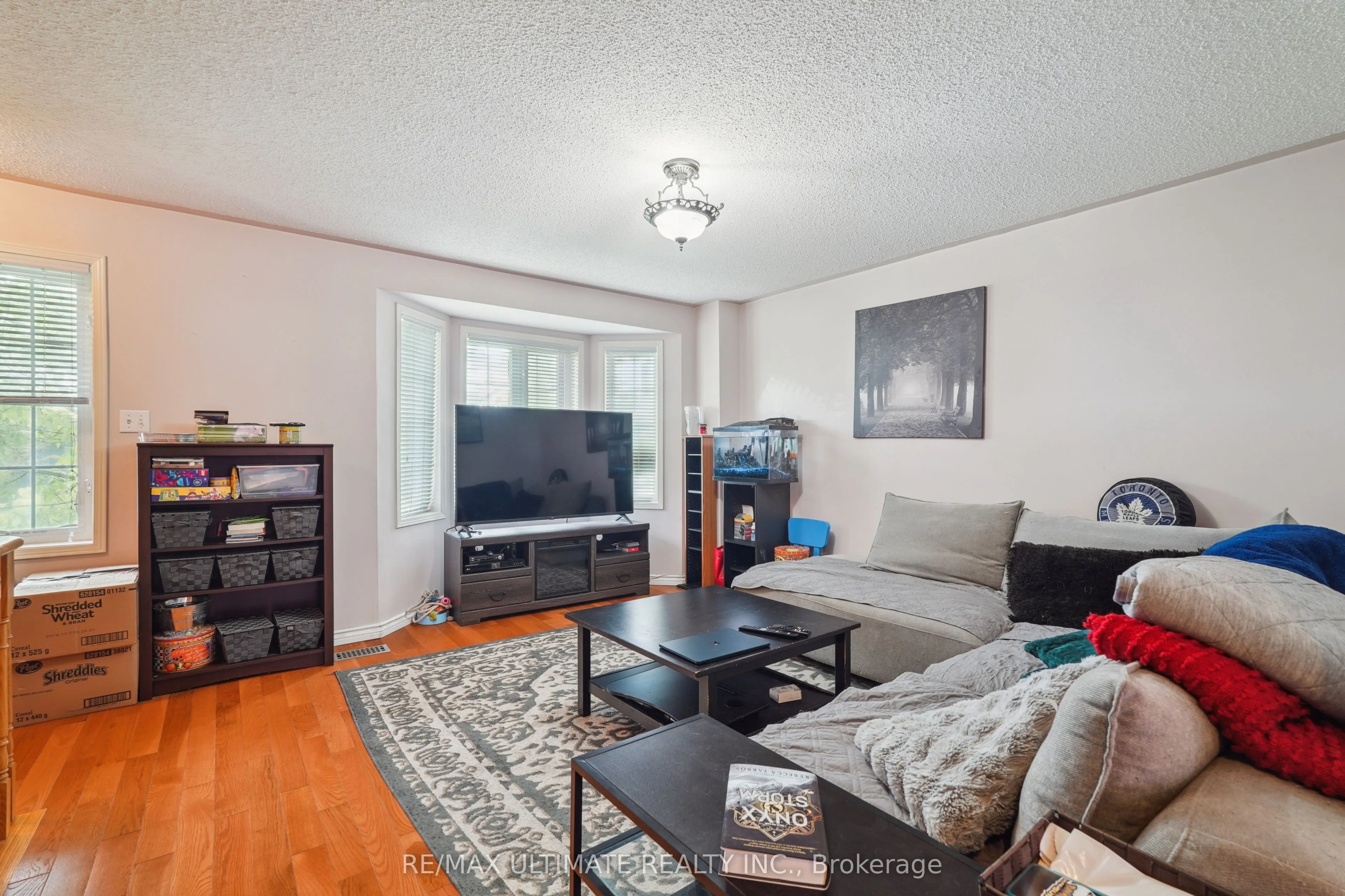 2168 St. Clair Avenue W