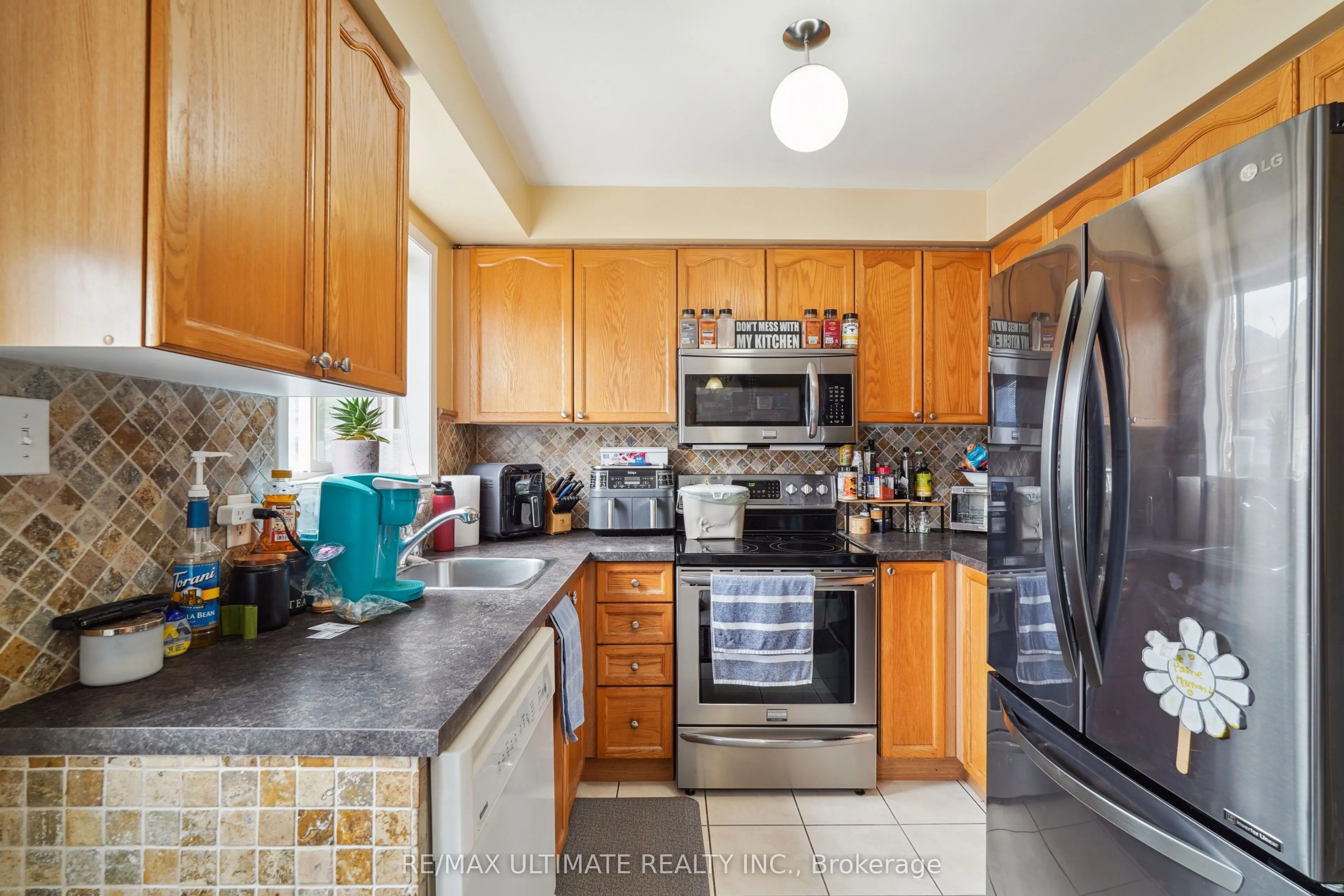 2168 St. Clair Avenue W