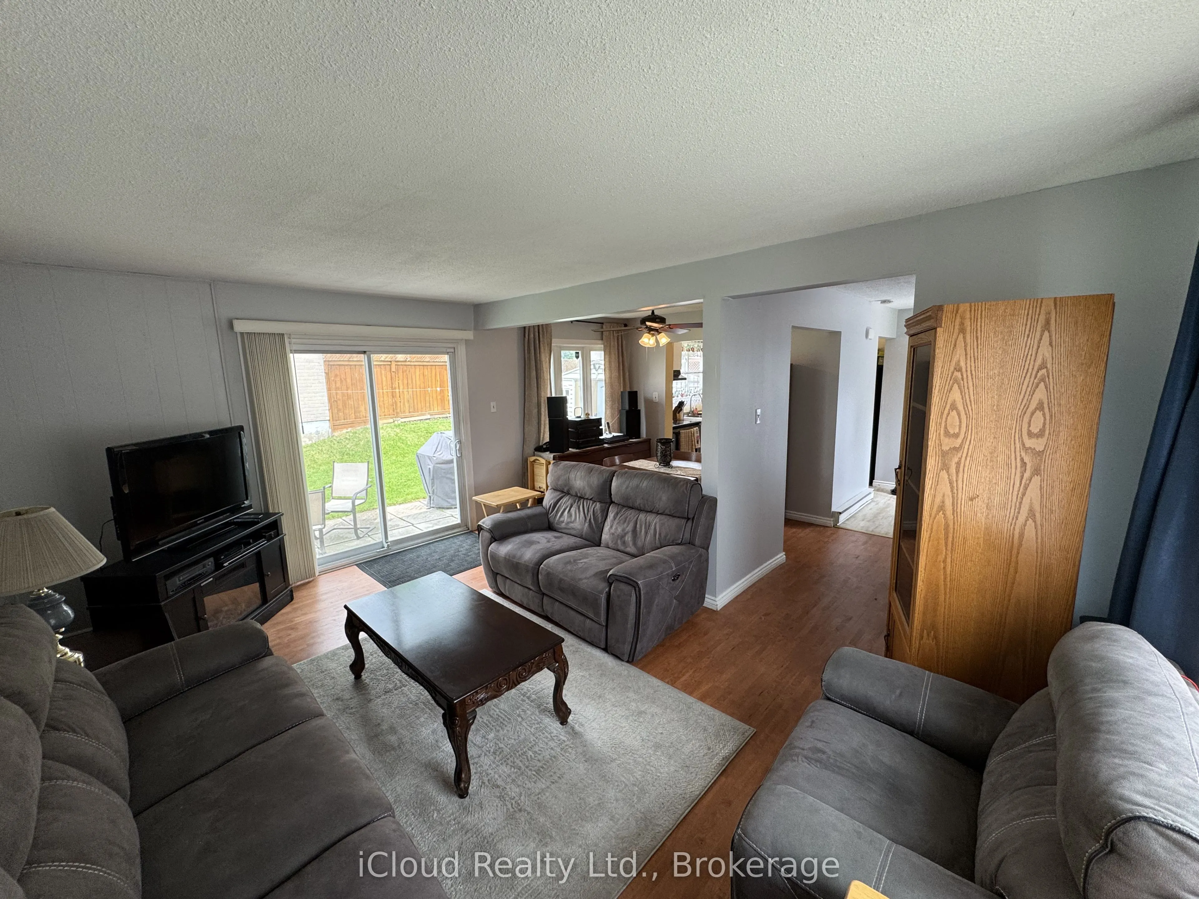 4 Hardcastle Court