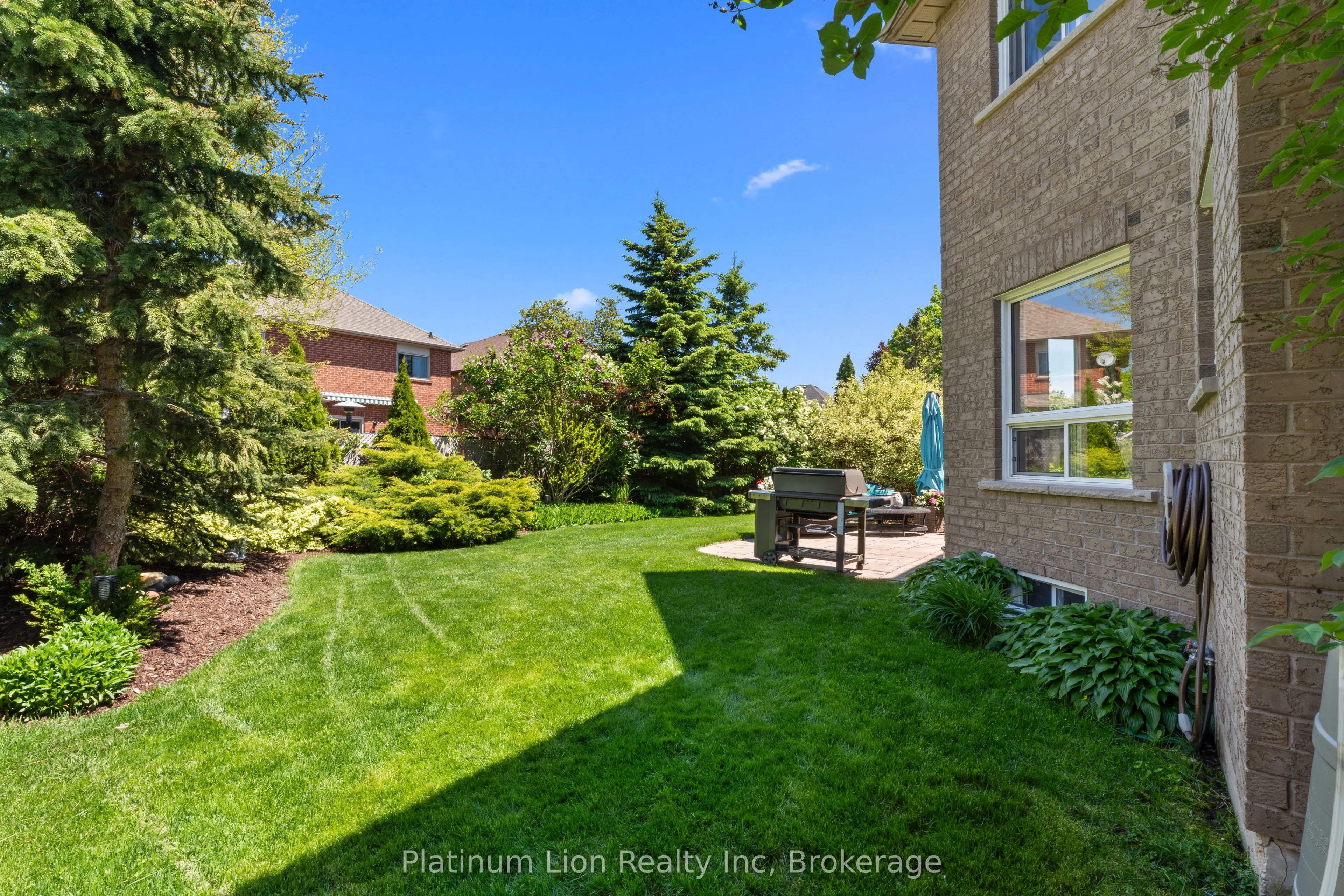17 Robinson Road