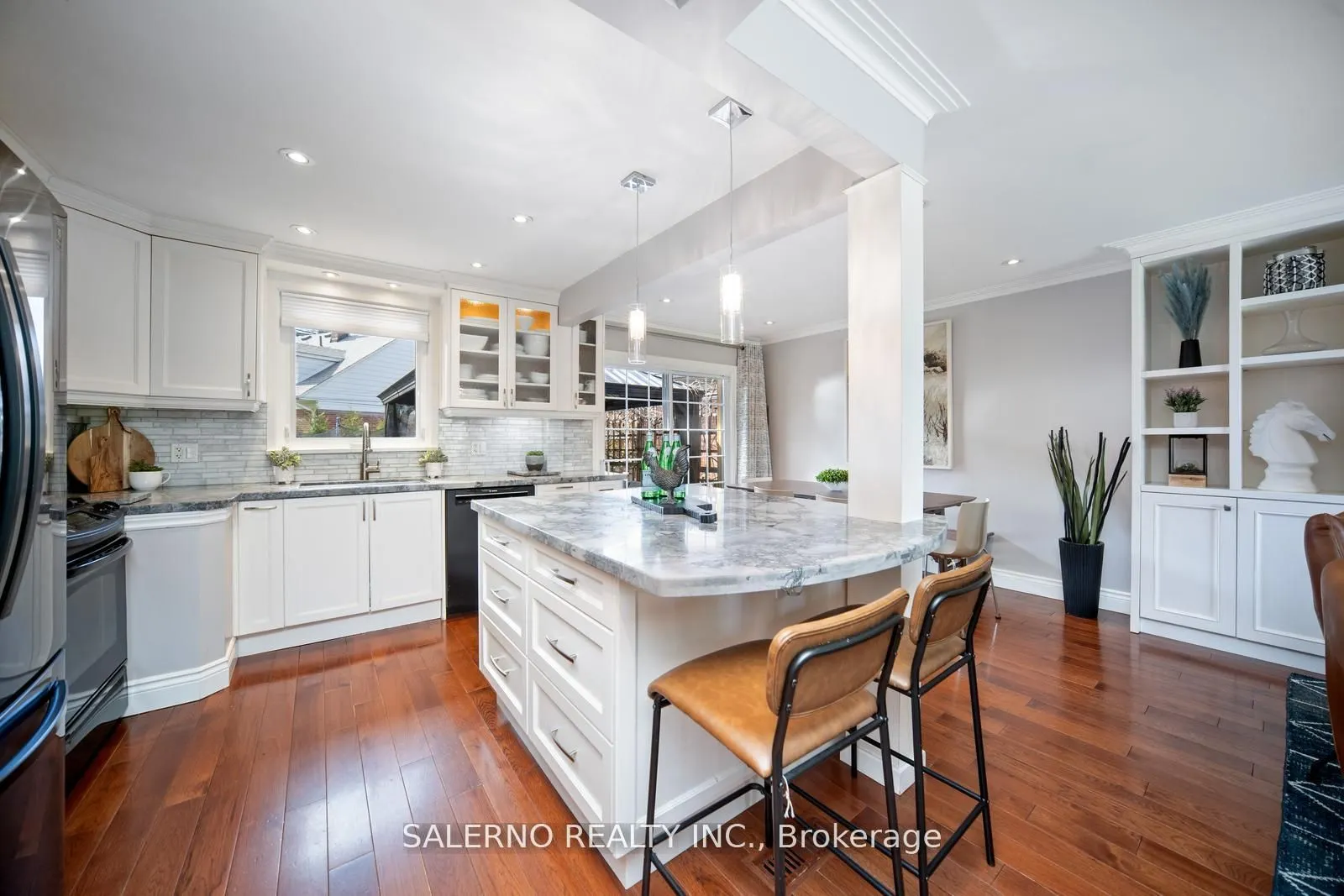 20 Cedarcrest Drive
