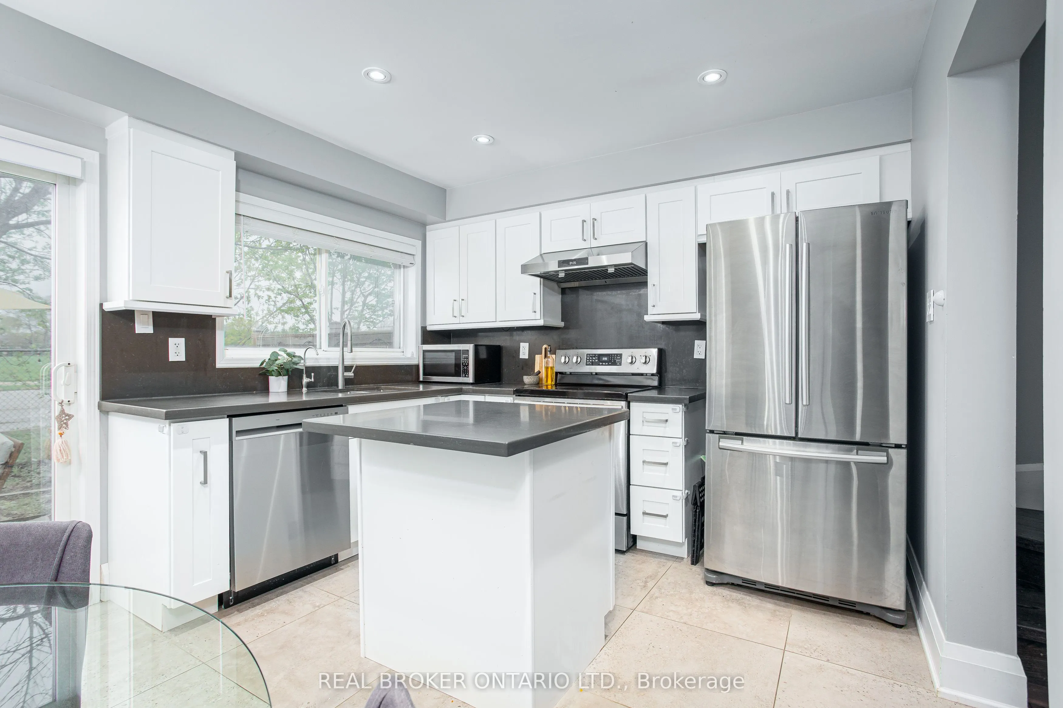 86 Joymar Drive, #TH71