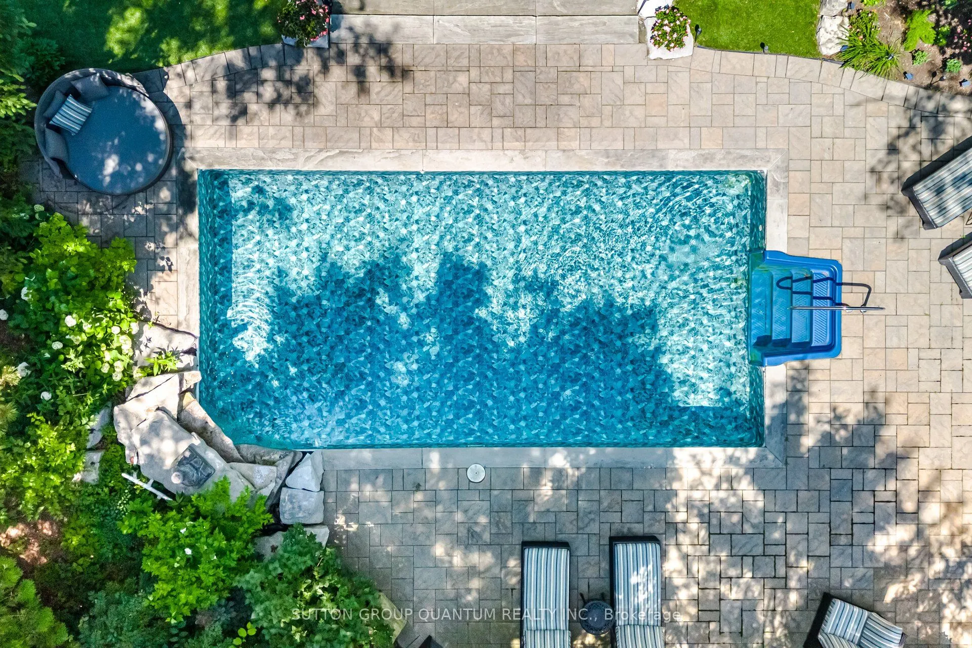 1063 Greenoaks Drive