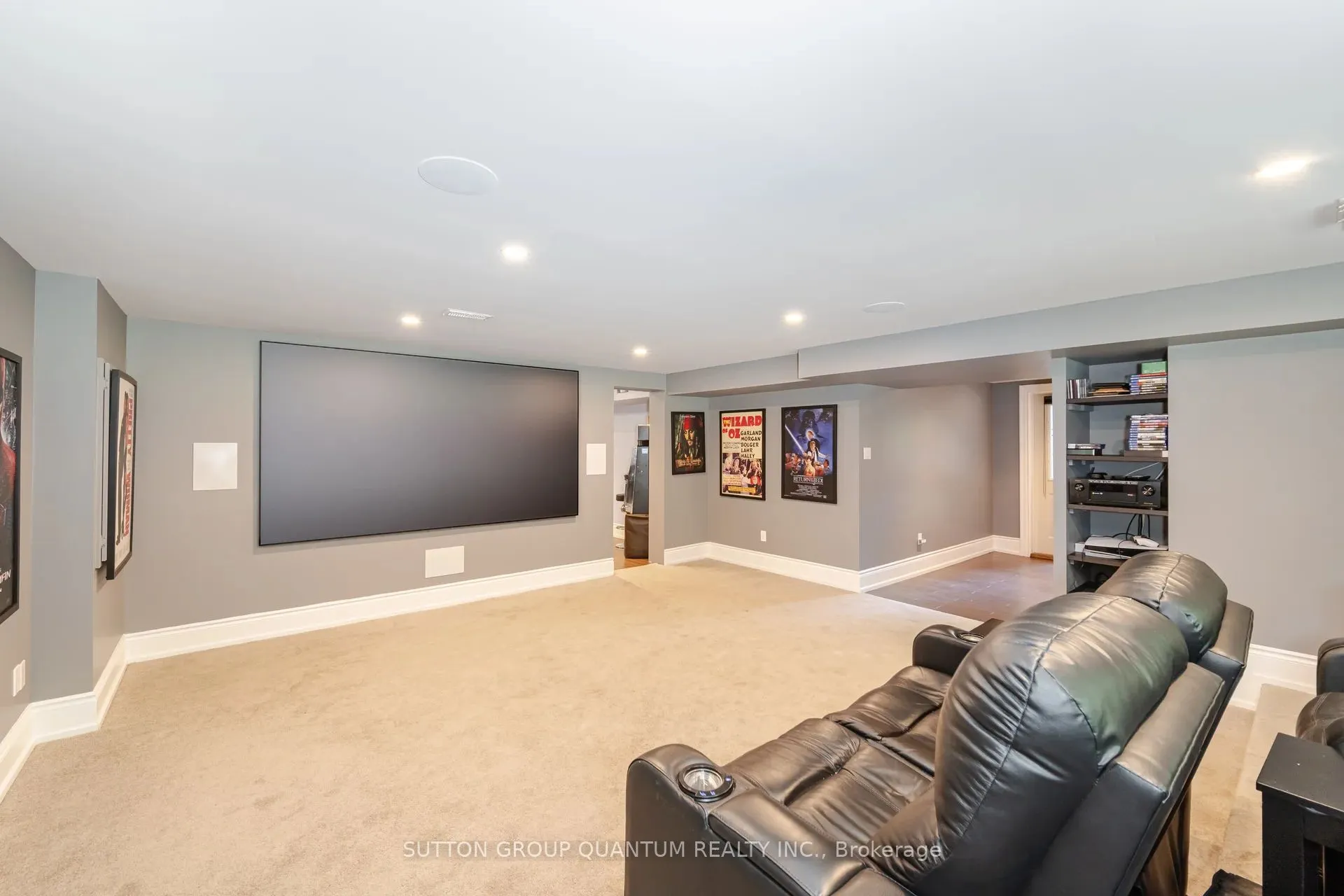 1063 Greenoaks Drive