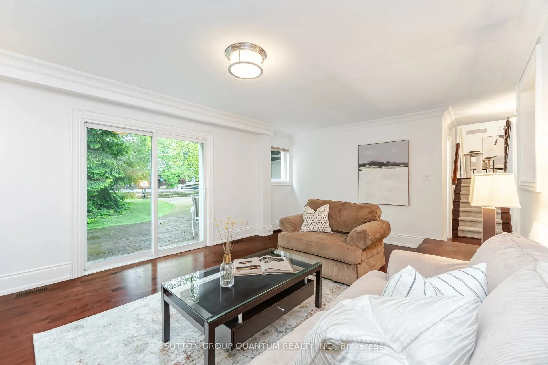 1063 Greenoaks Drive