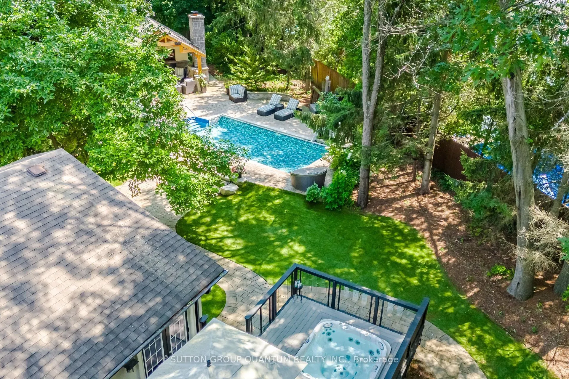 1063 Greenoaks Drive