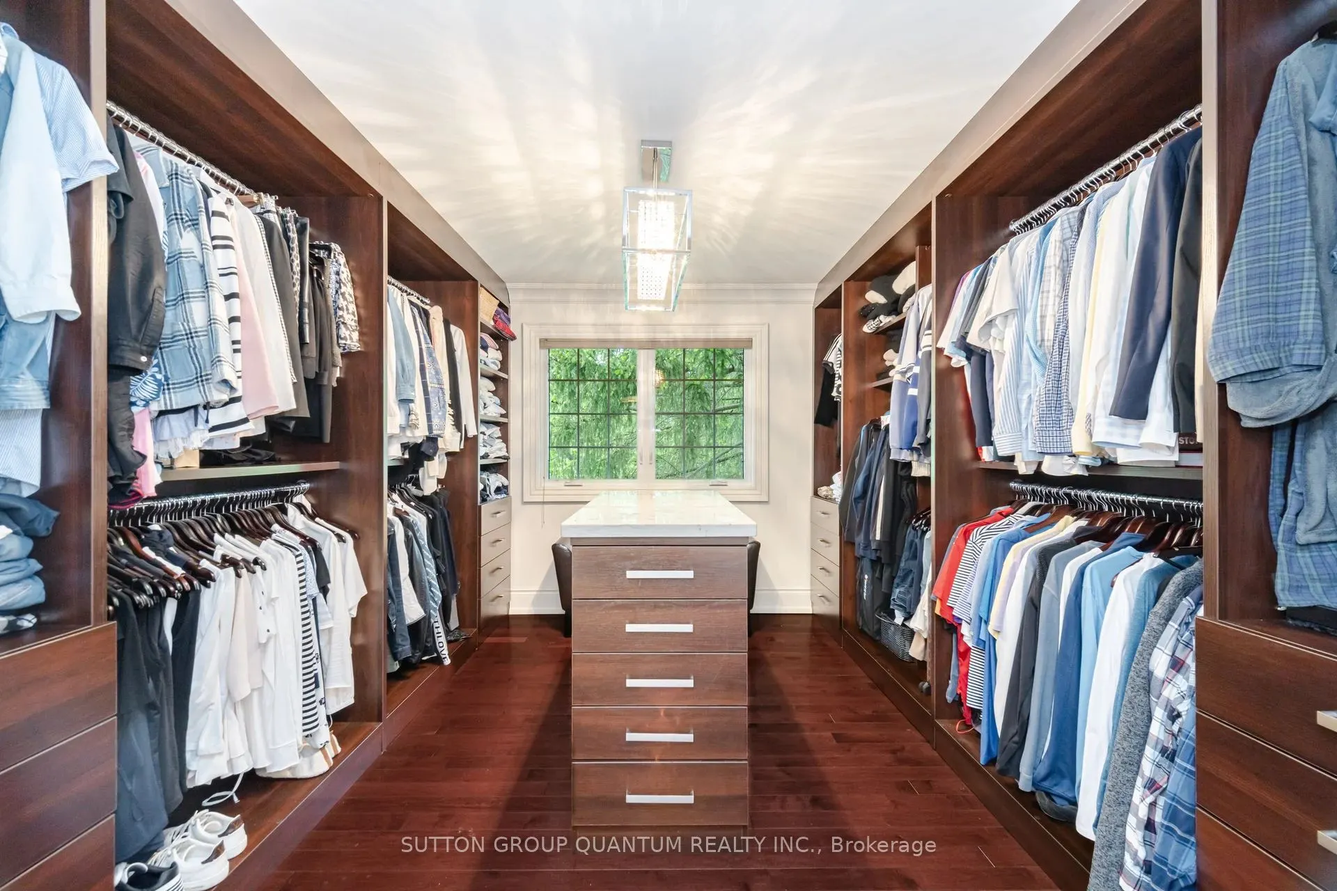 1063 Greenoaks Drive