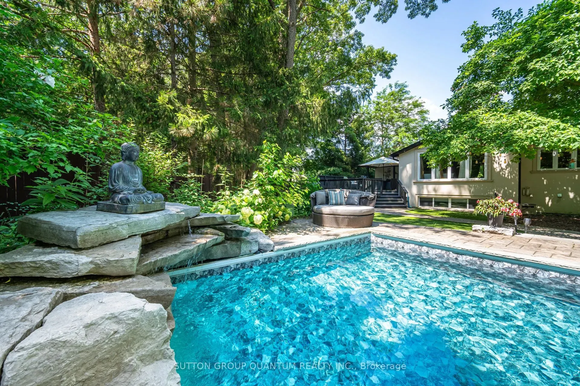 1063 Greenoaks Drive