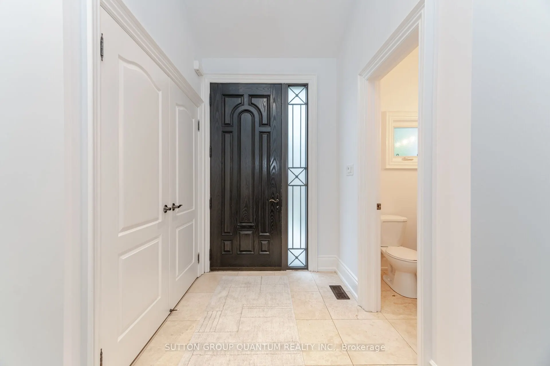 1063 Greenoaks Drive