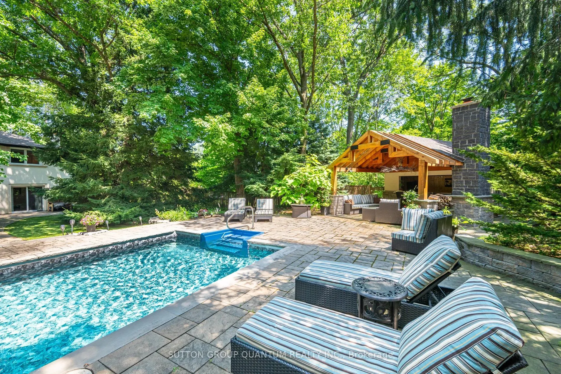 1063 Greenoaks Drive