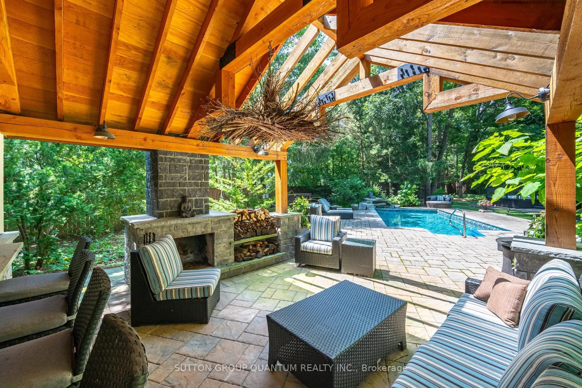 1063 Greenoaks Drive