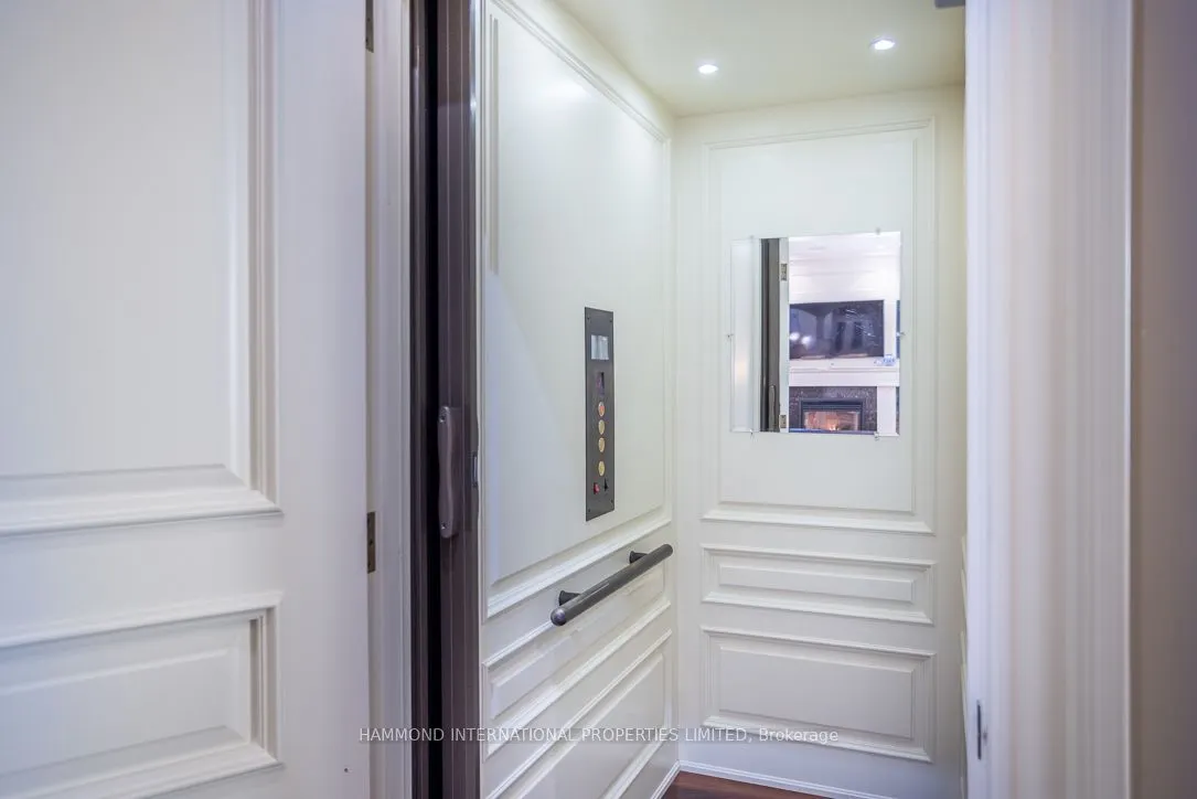 1 Ridgecross Road