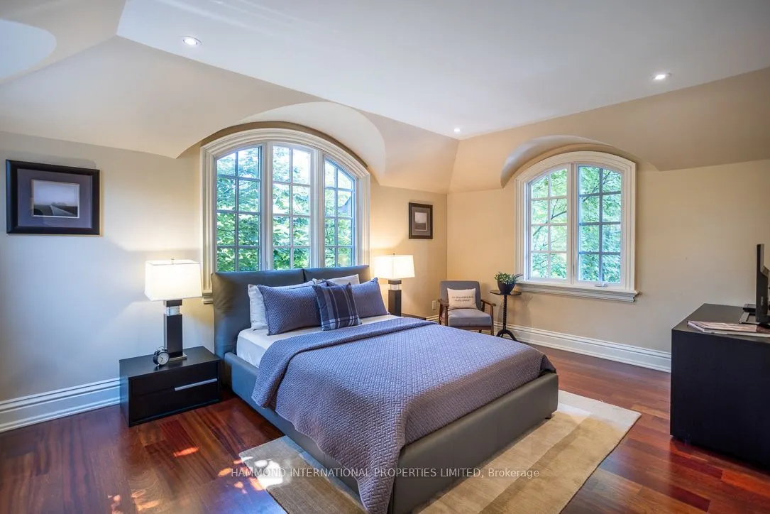 1 Ridgecross Road
