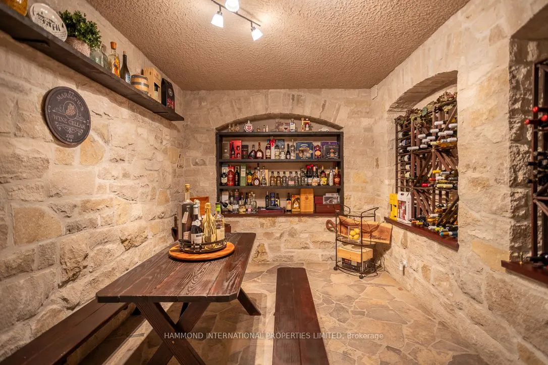 1 Ridgecross Road