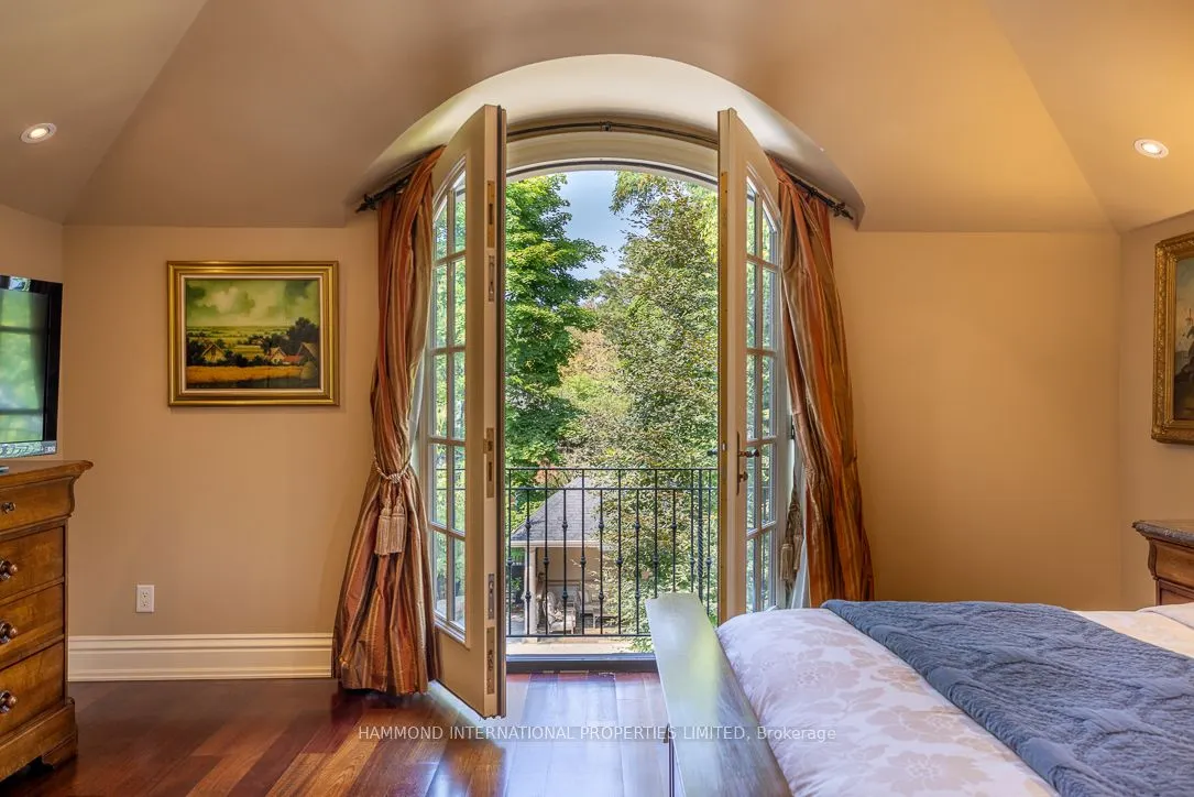 1 Ridgecross Road