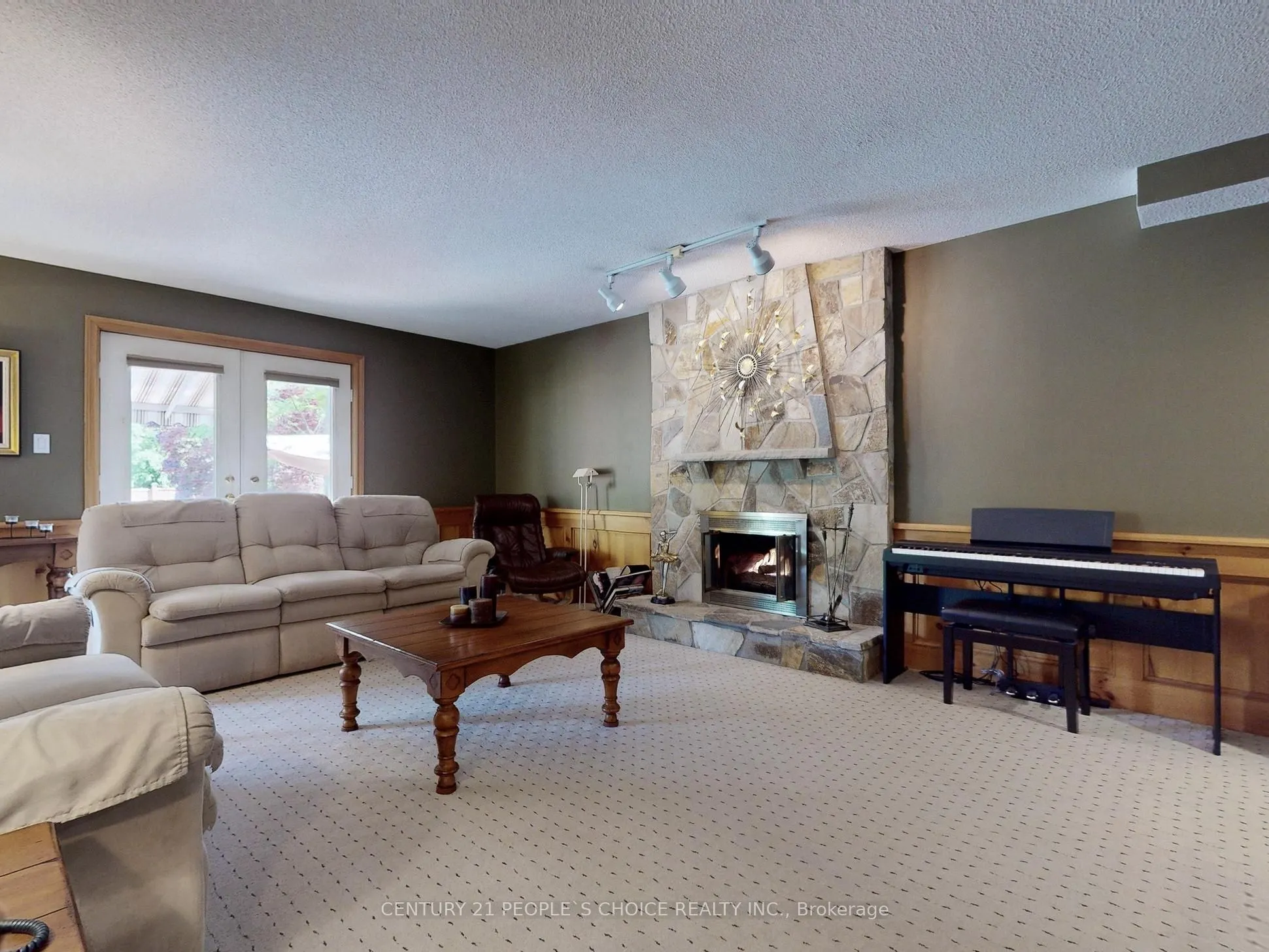 1340 Whitewater Lane