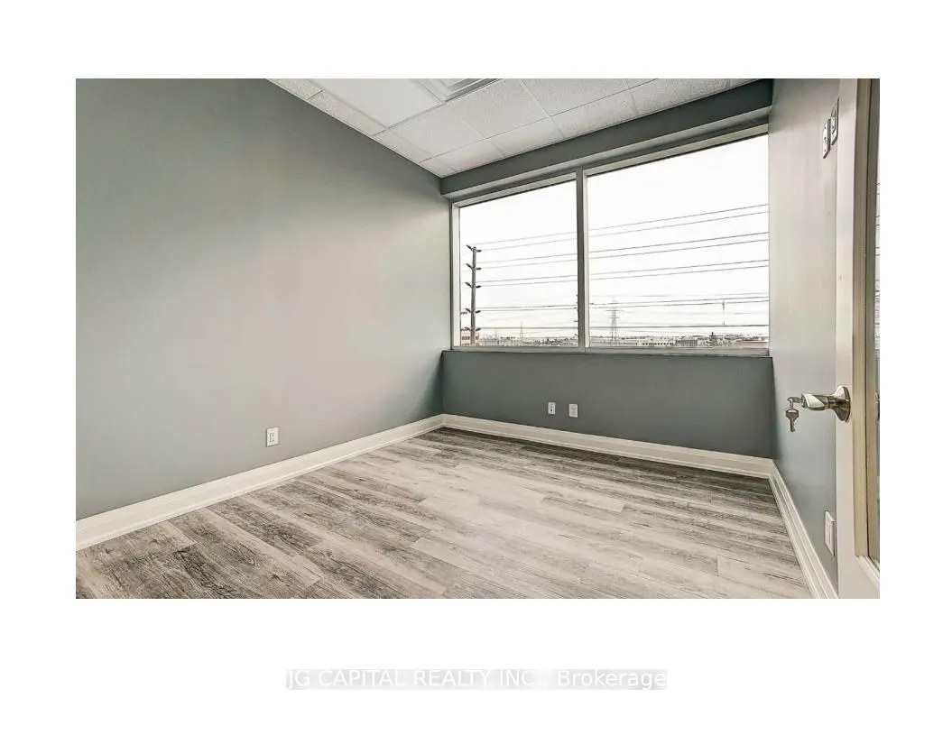 218 Export Boulevard, #301