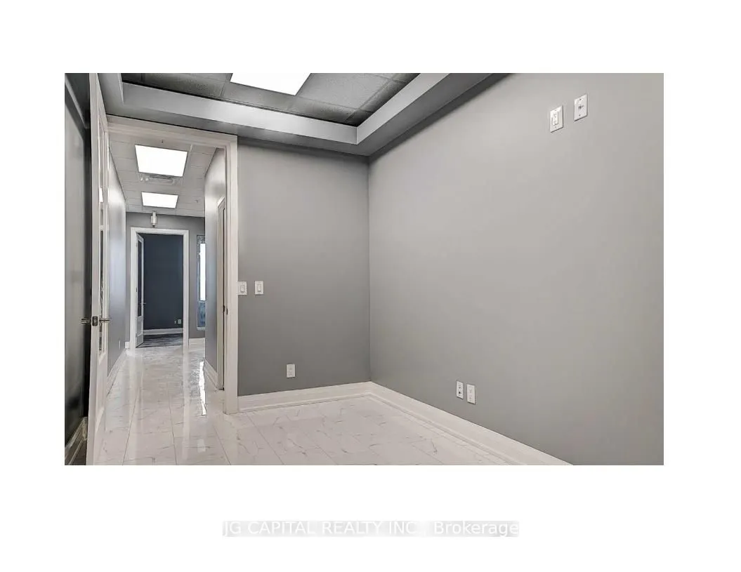 218 Export Boulevard, #301