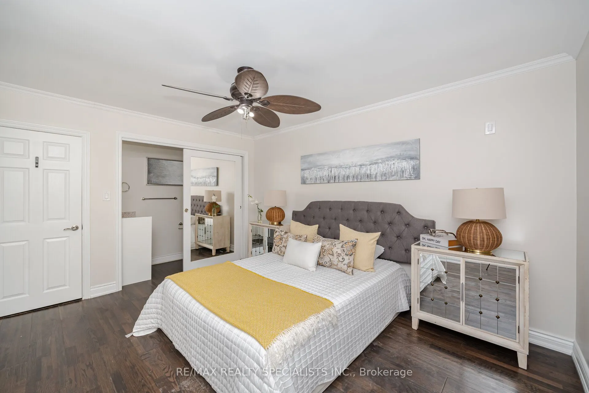 241 Main Street S