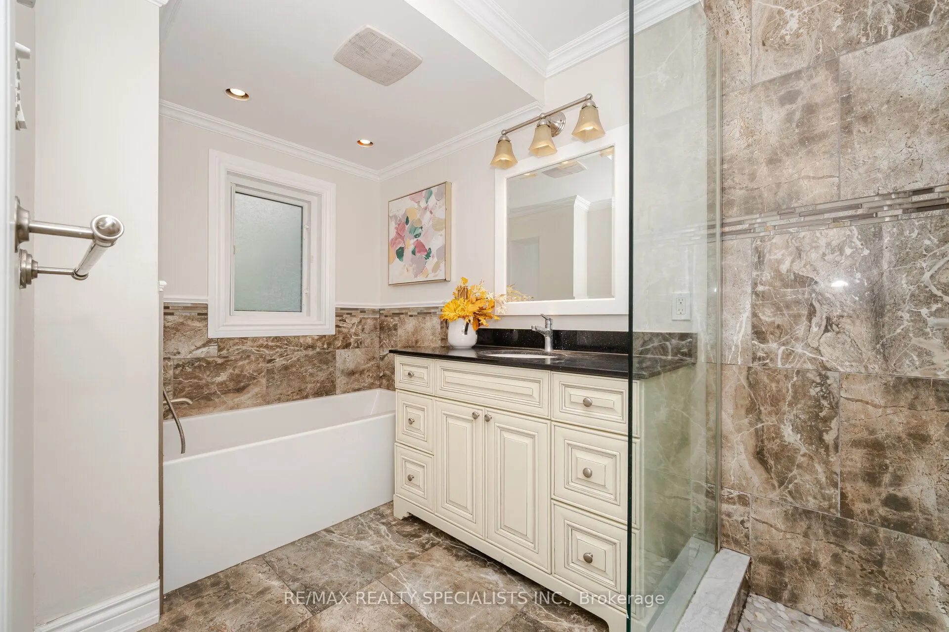 241 Main Street S