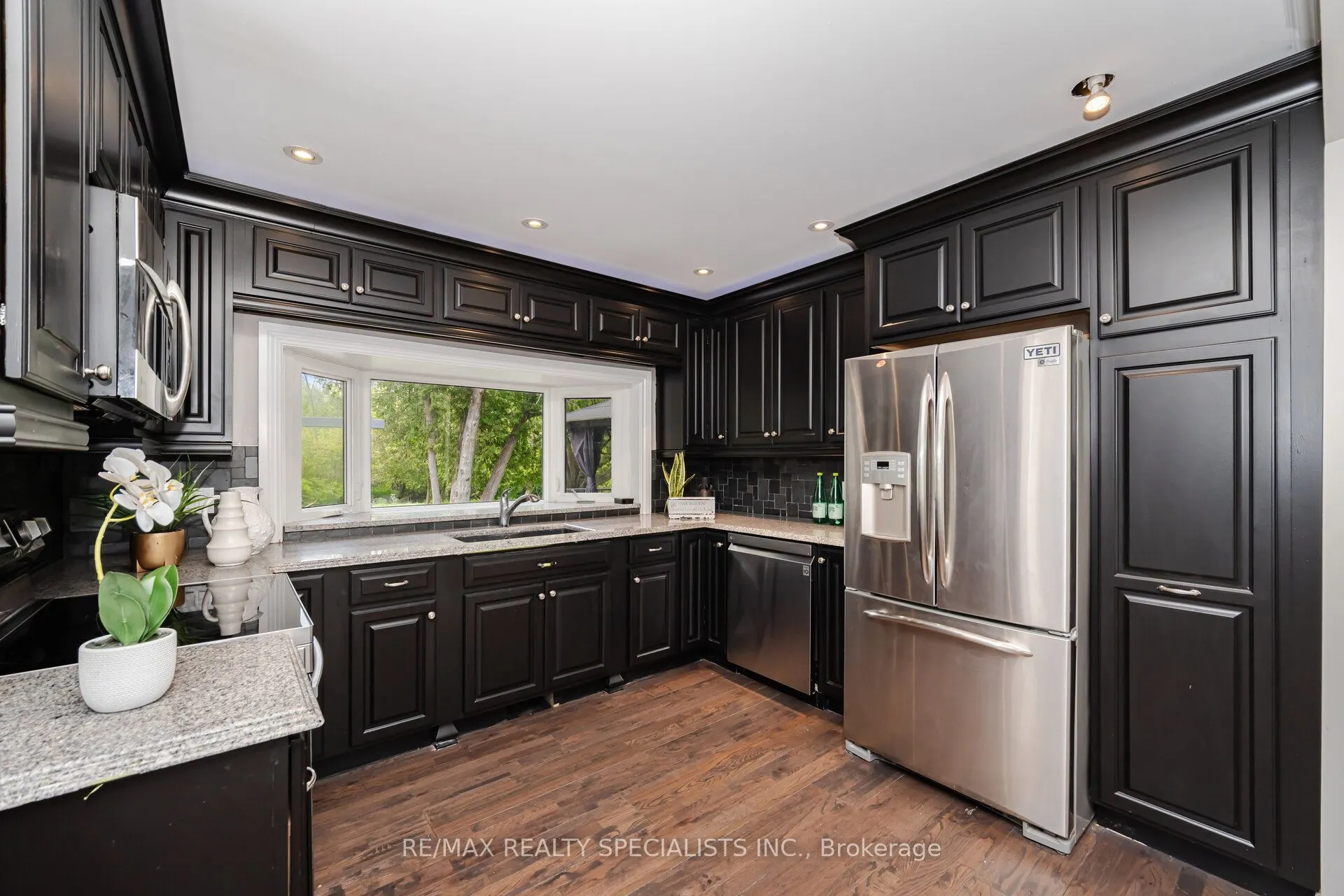 241 Main Street S