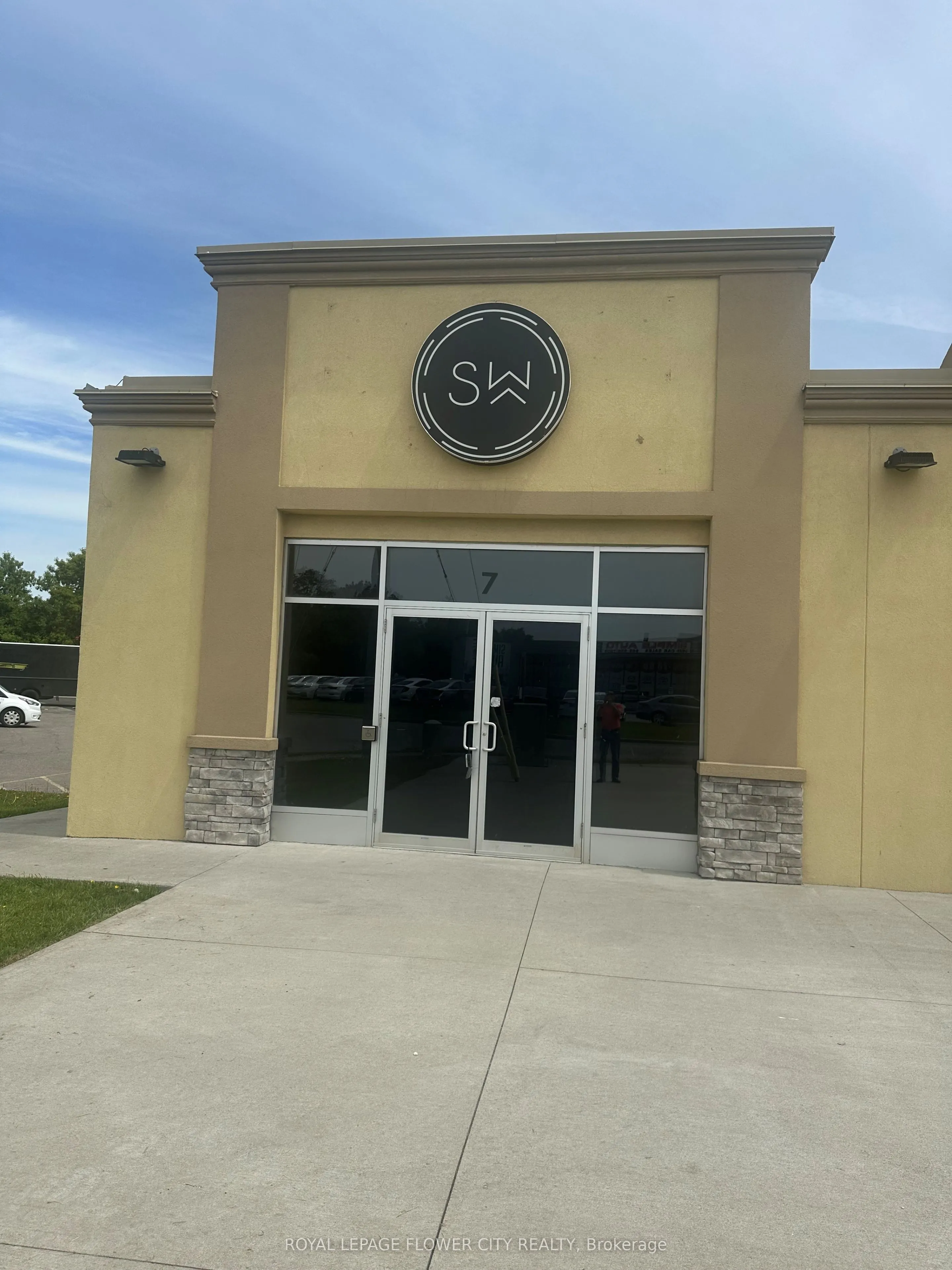 2855 Derry Road E, #6