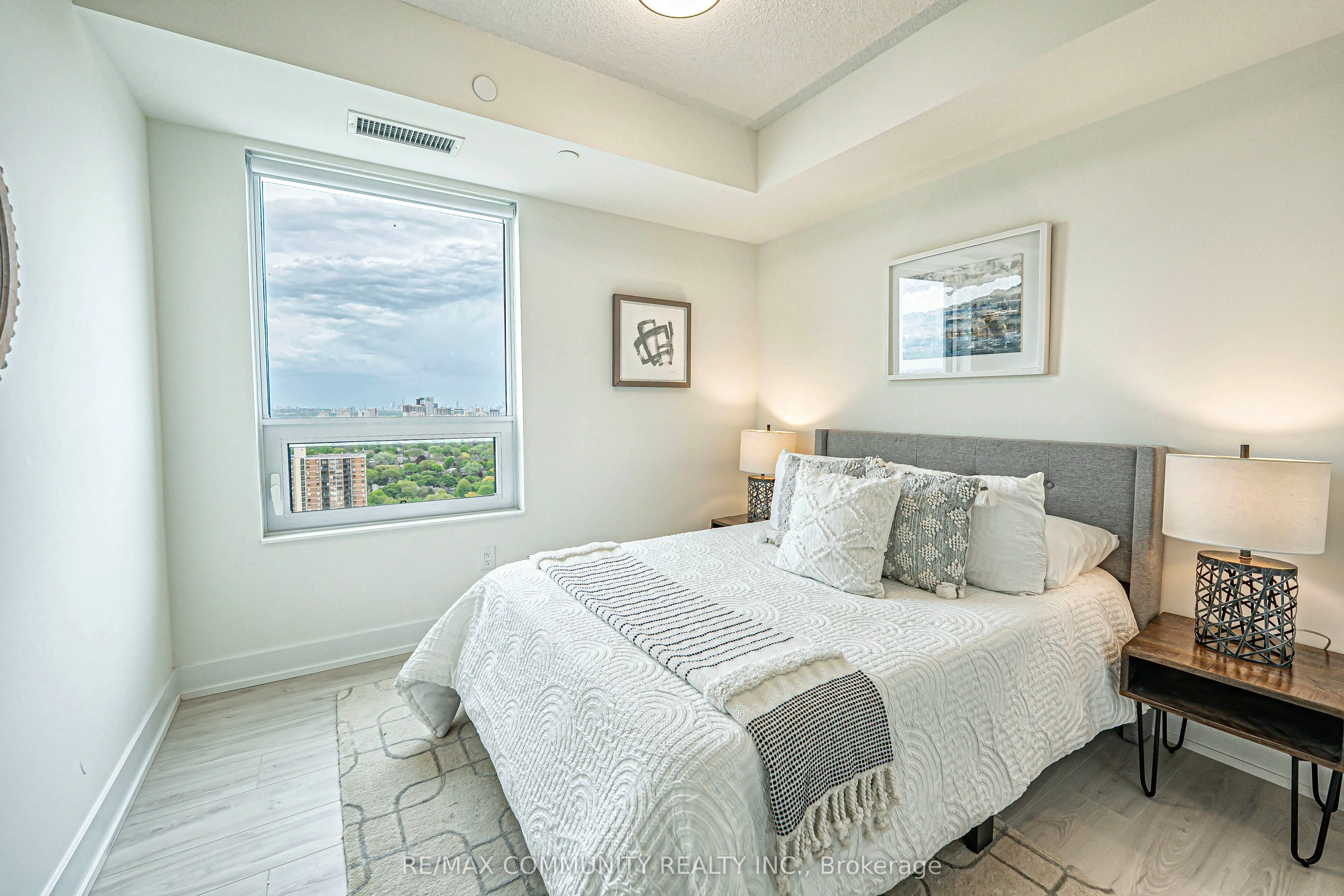 10 Eva Road, #2606
