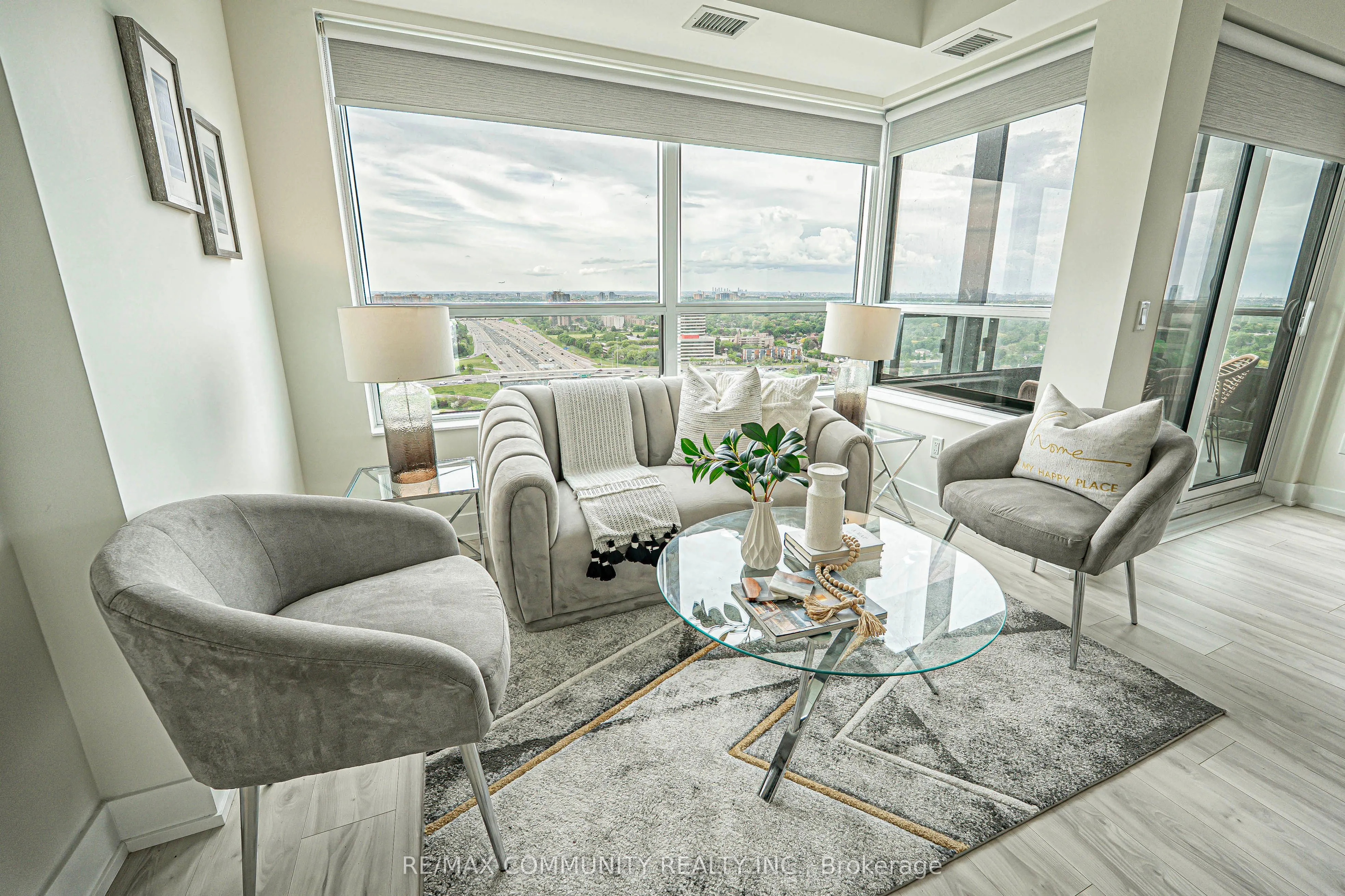 10 Eva Road, #2606