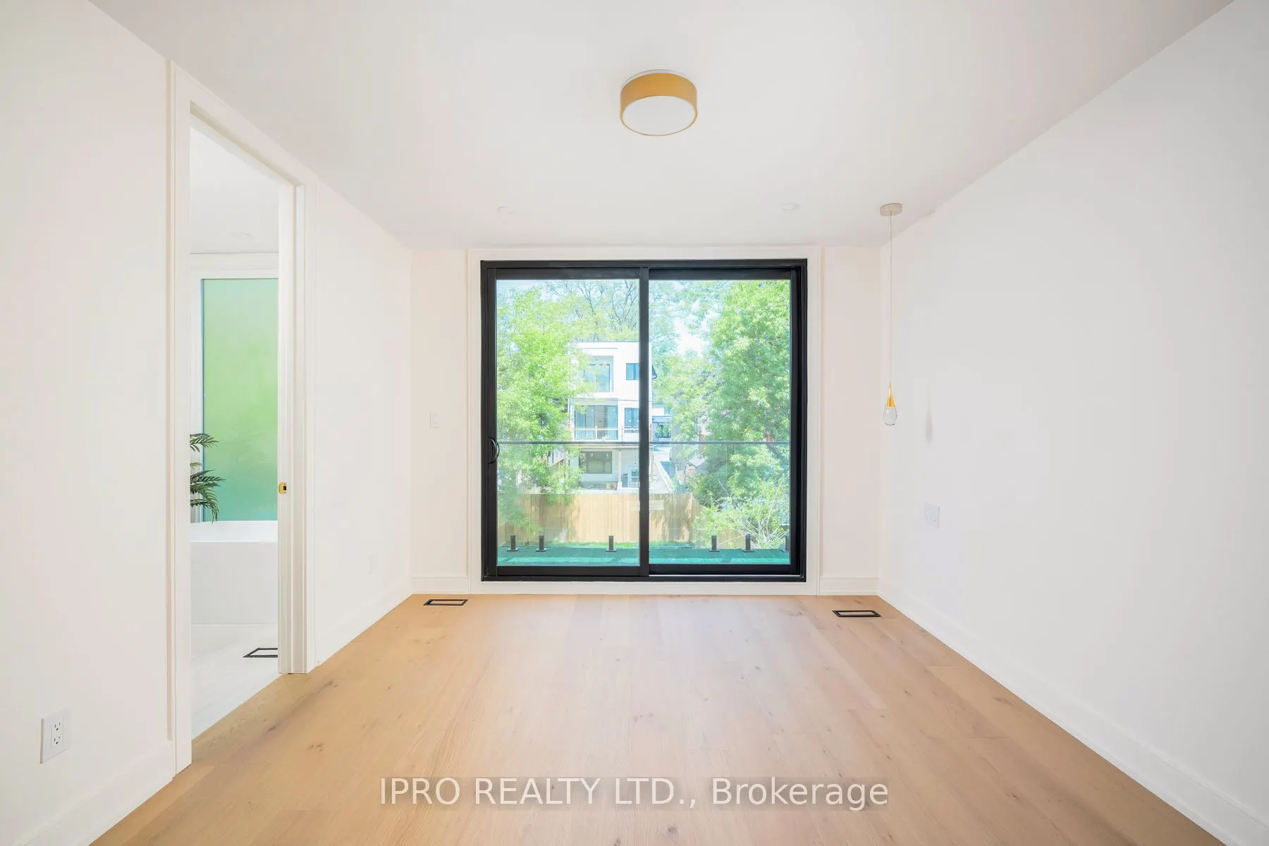 104 Newcastle Street