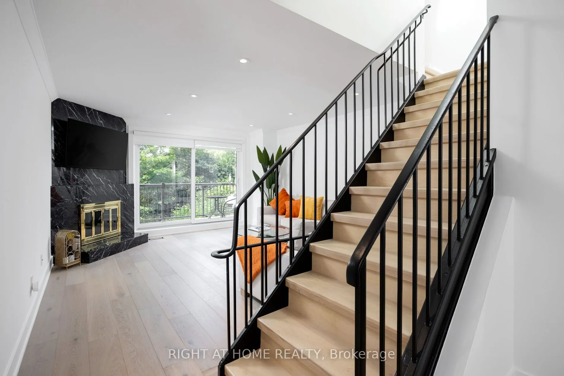 20 Budgell Terrace, #11