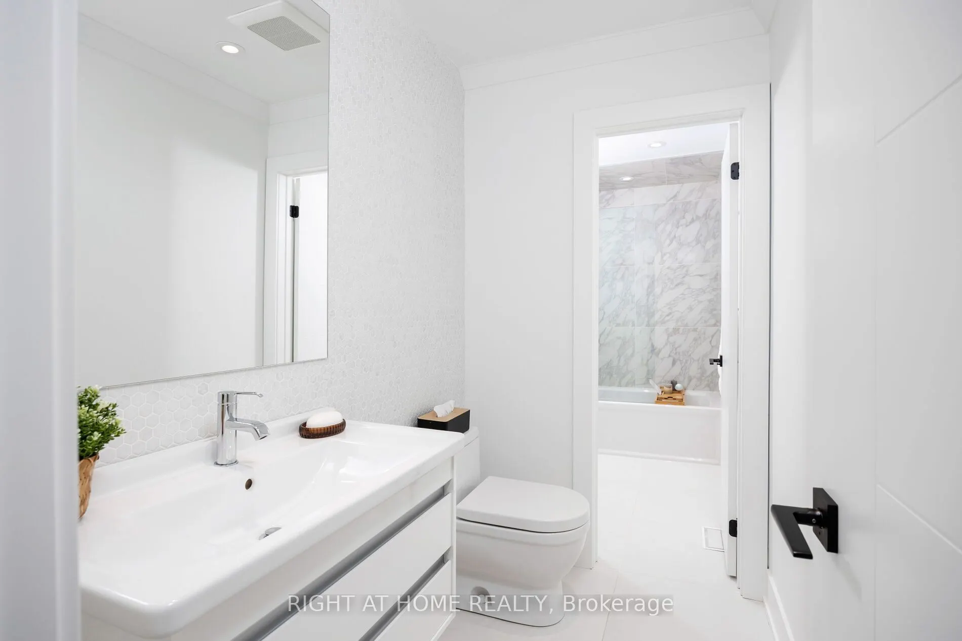 20 Budgell Terrace, #11