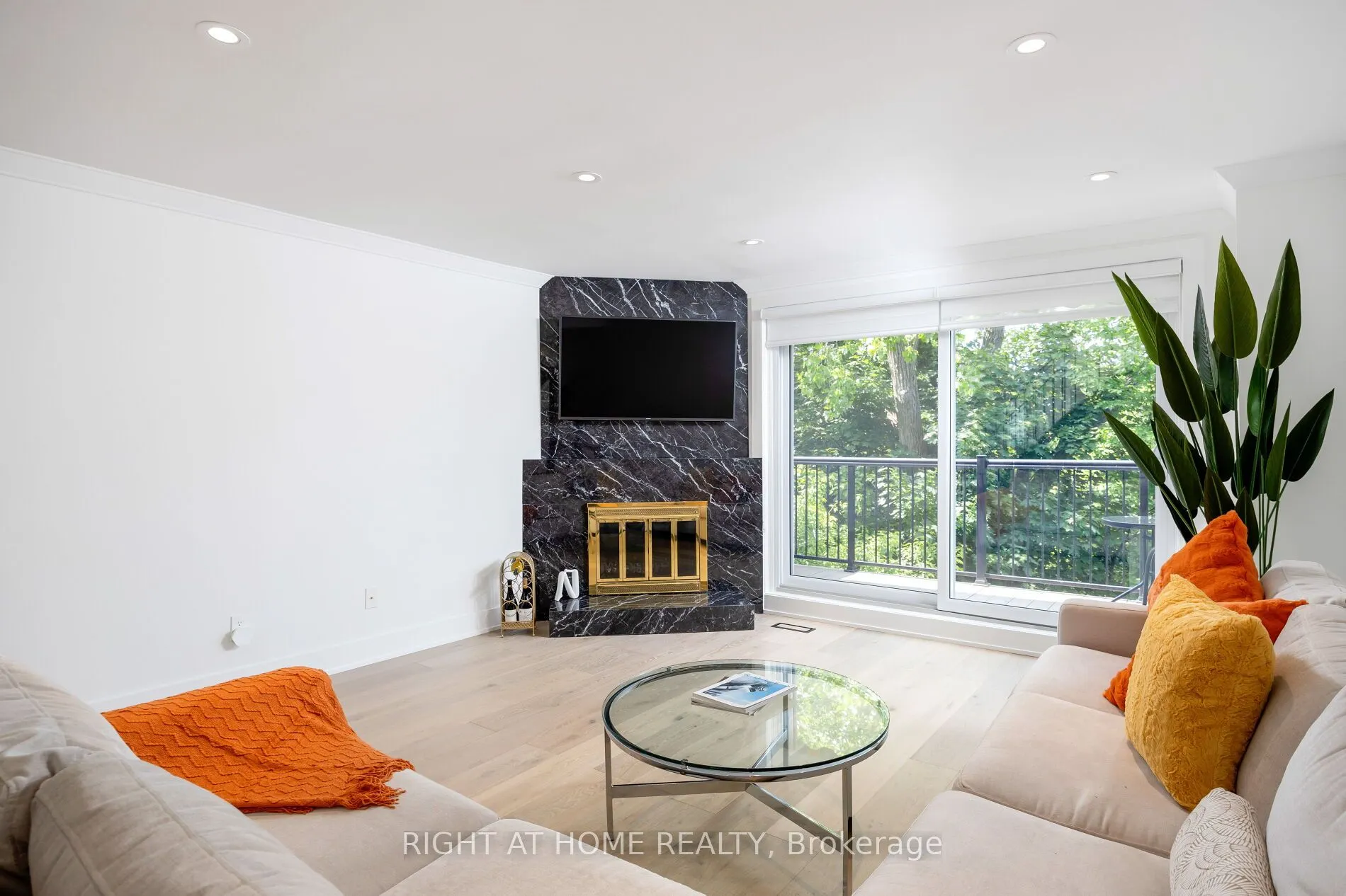 20 Budgell Terrace, #11