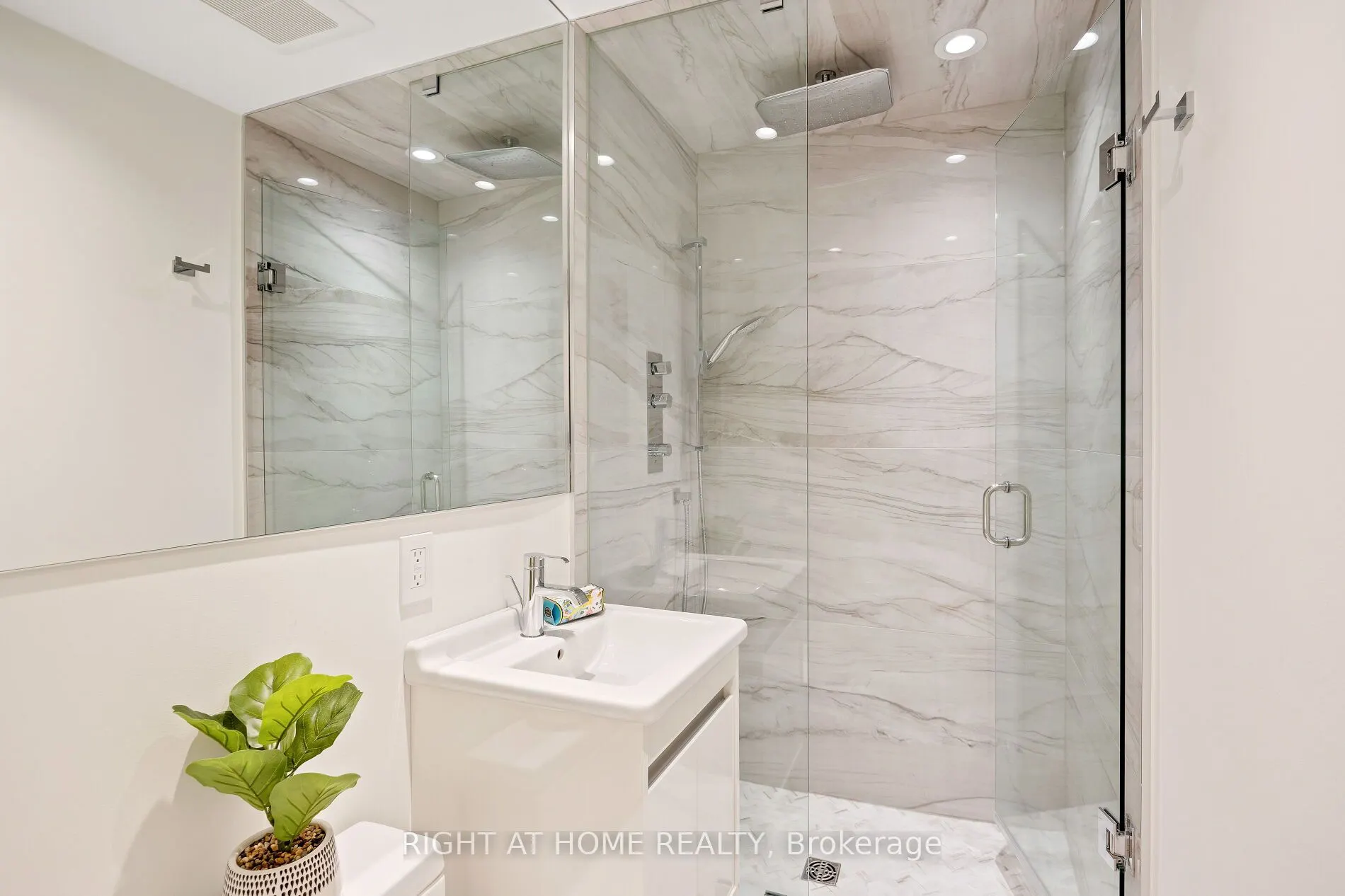 20 Budgell Terrace, #11