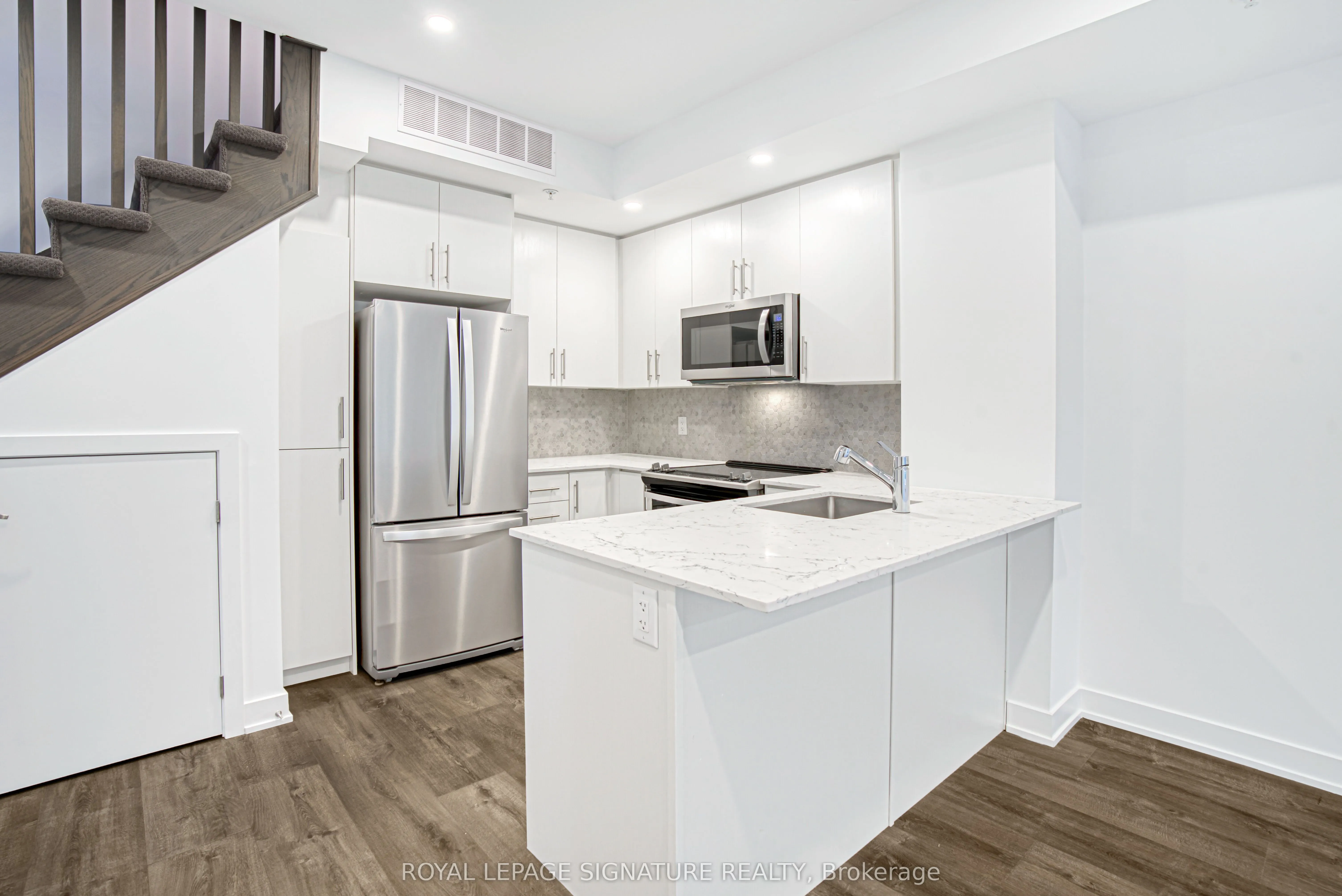 3492 Widdicombe Way, #7