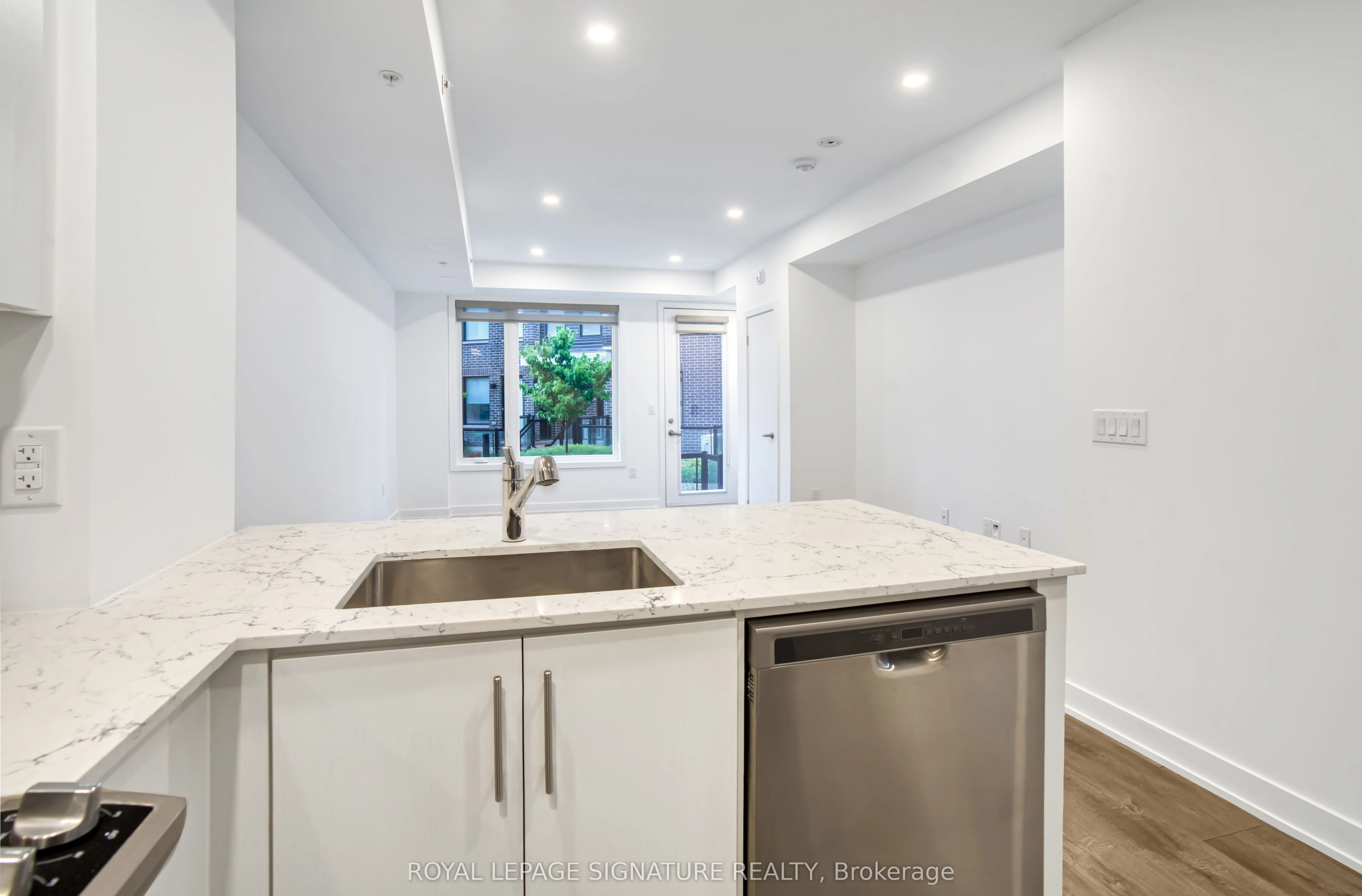 3492 Widdicombe Way, #7