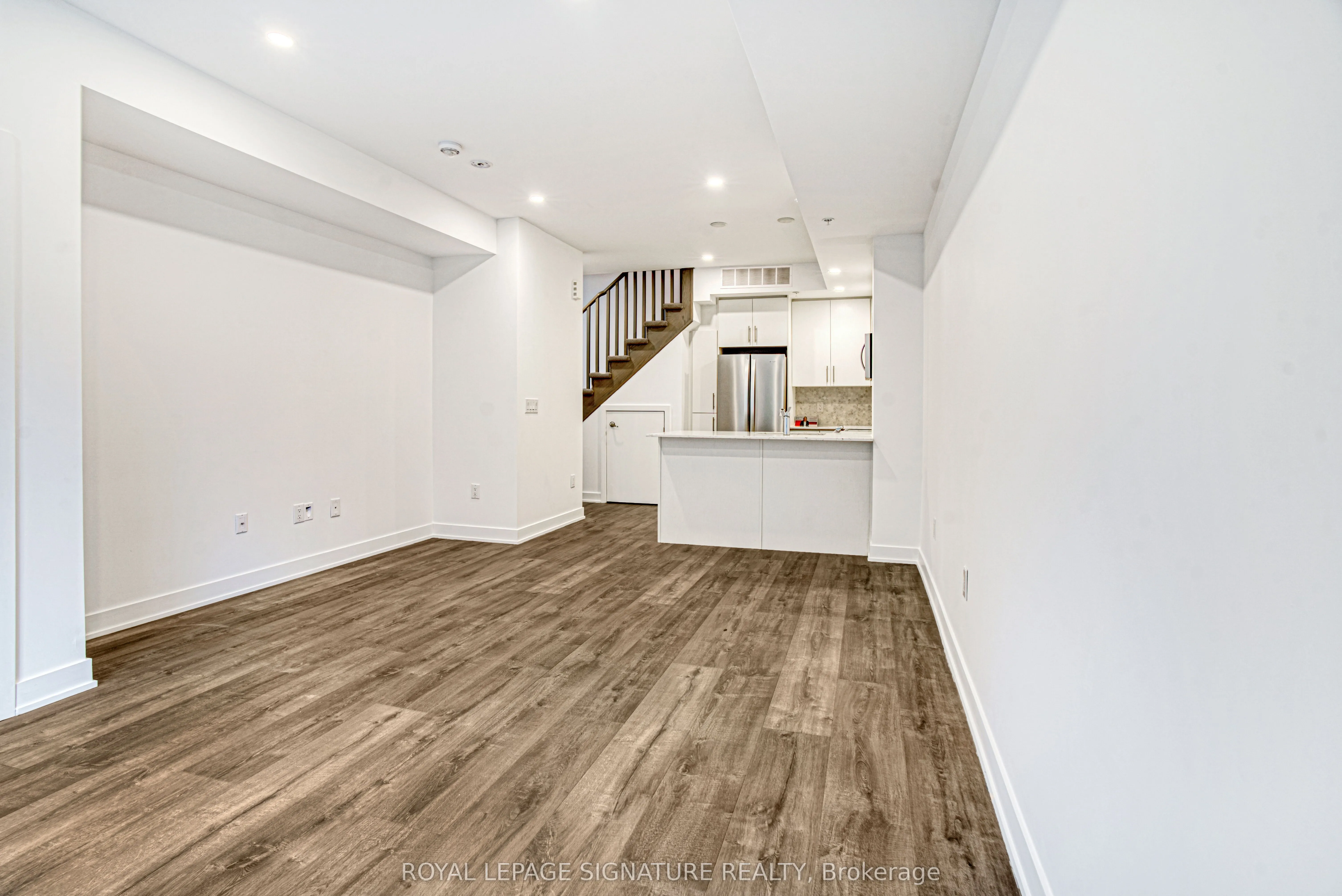 3492 Widdicombe Way, #7