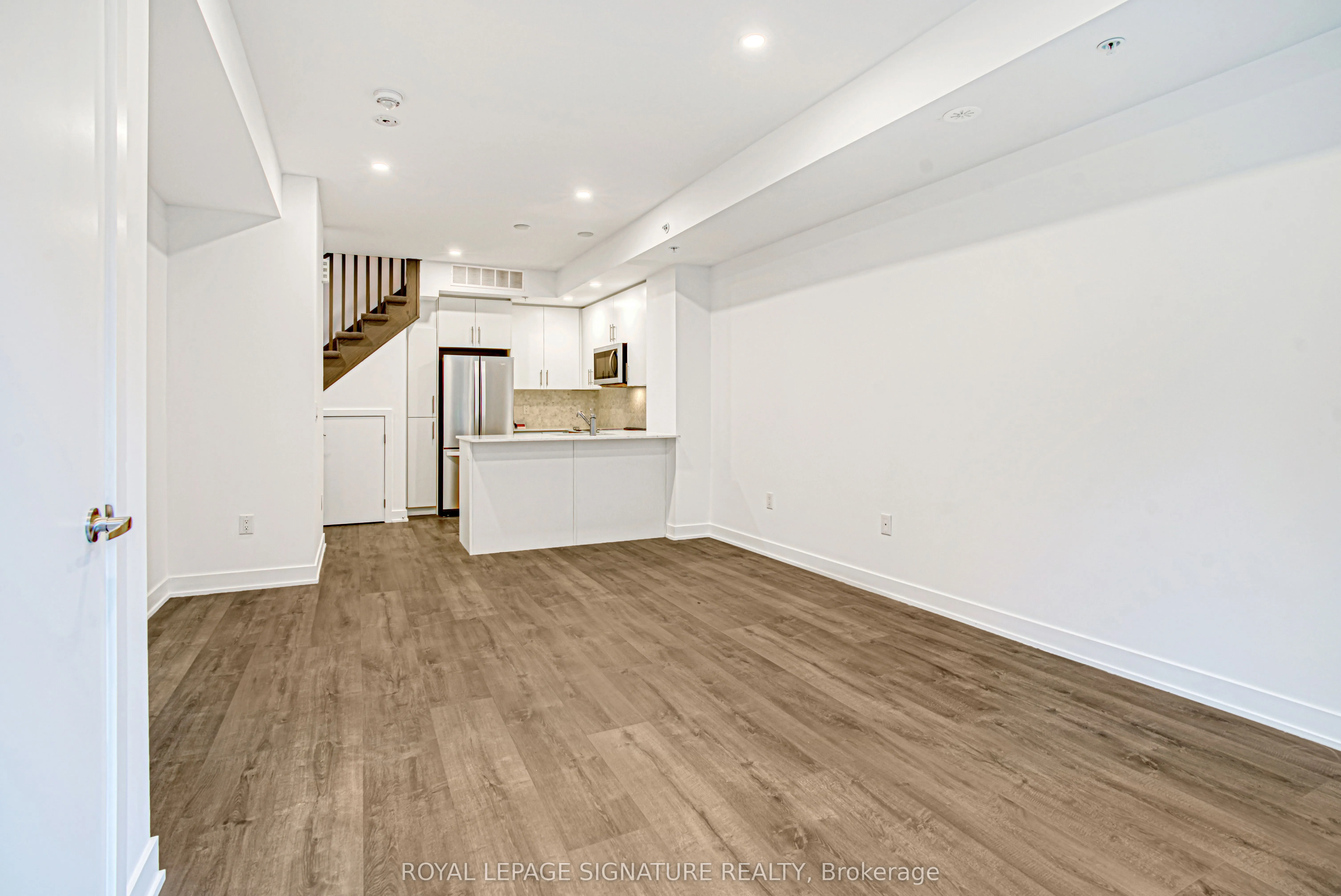 3492 Widdicombe Way, #7