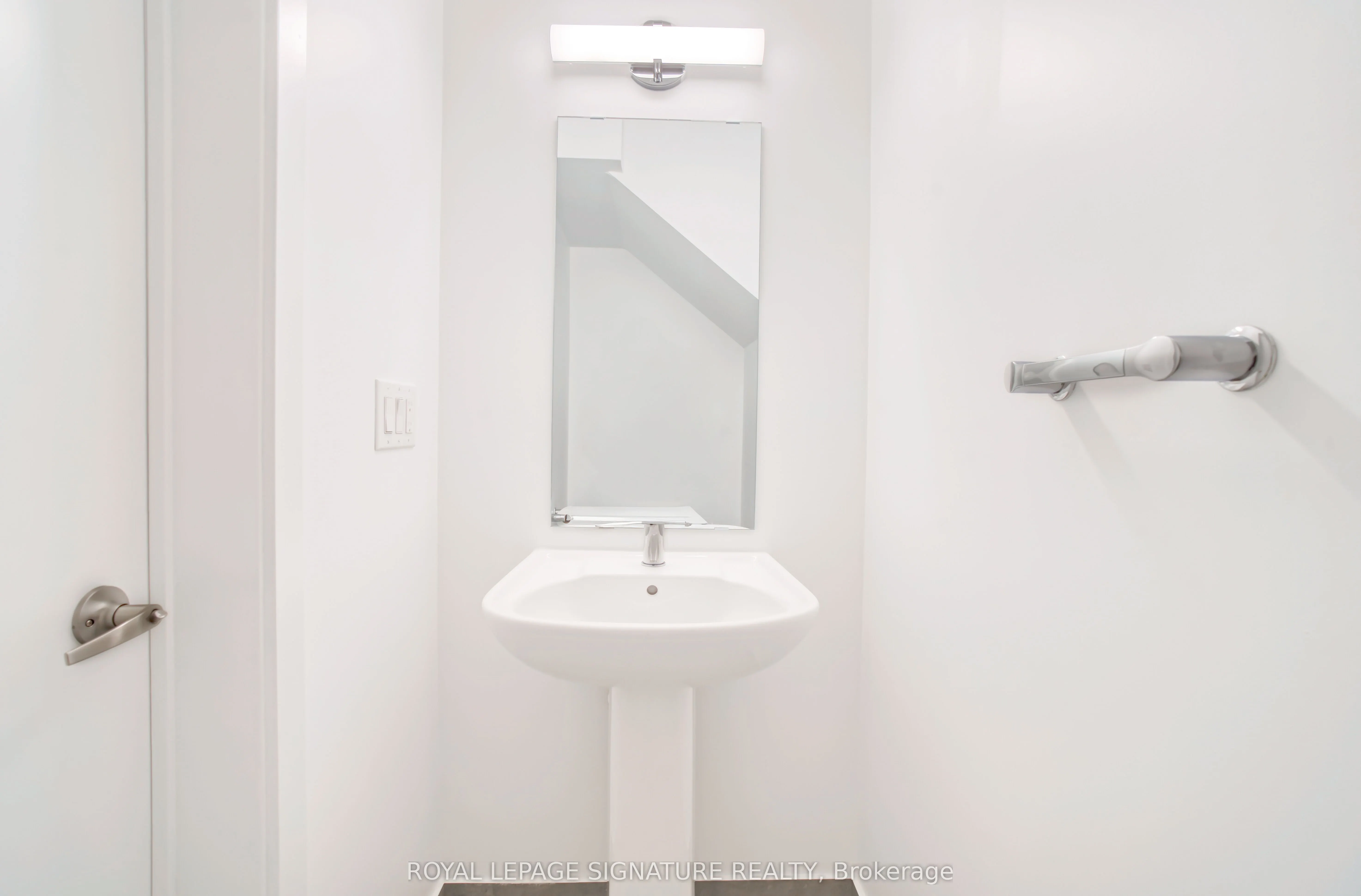 3492 Widdicombe Way, #7