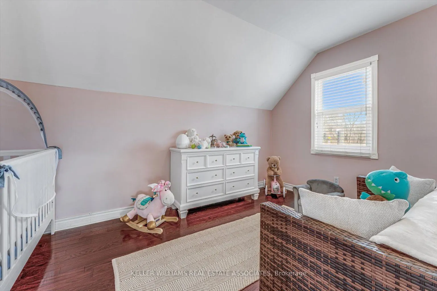 1106 Haig Boulevard