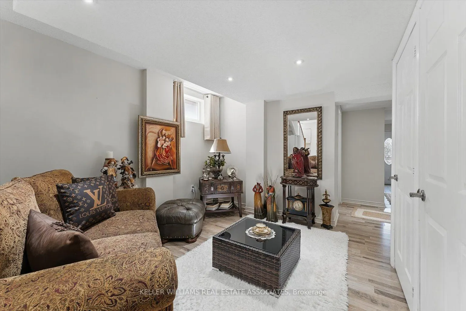 1106 Haig Boulevard
