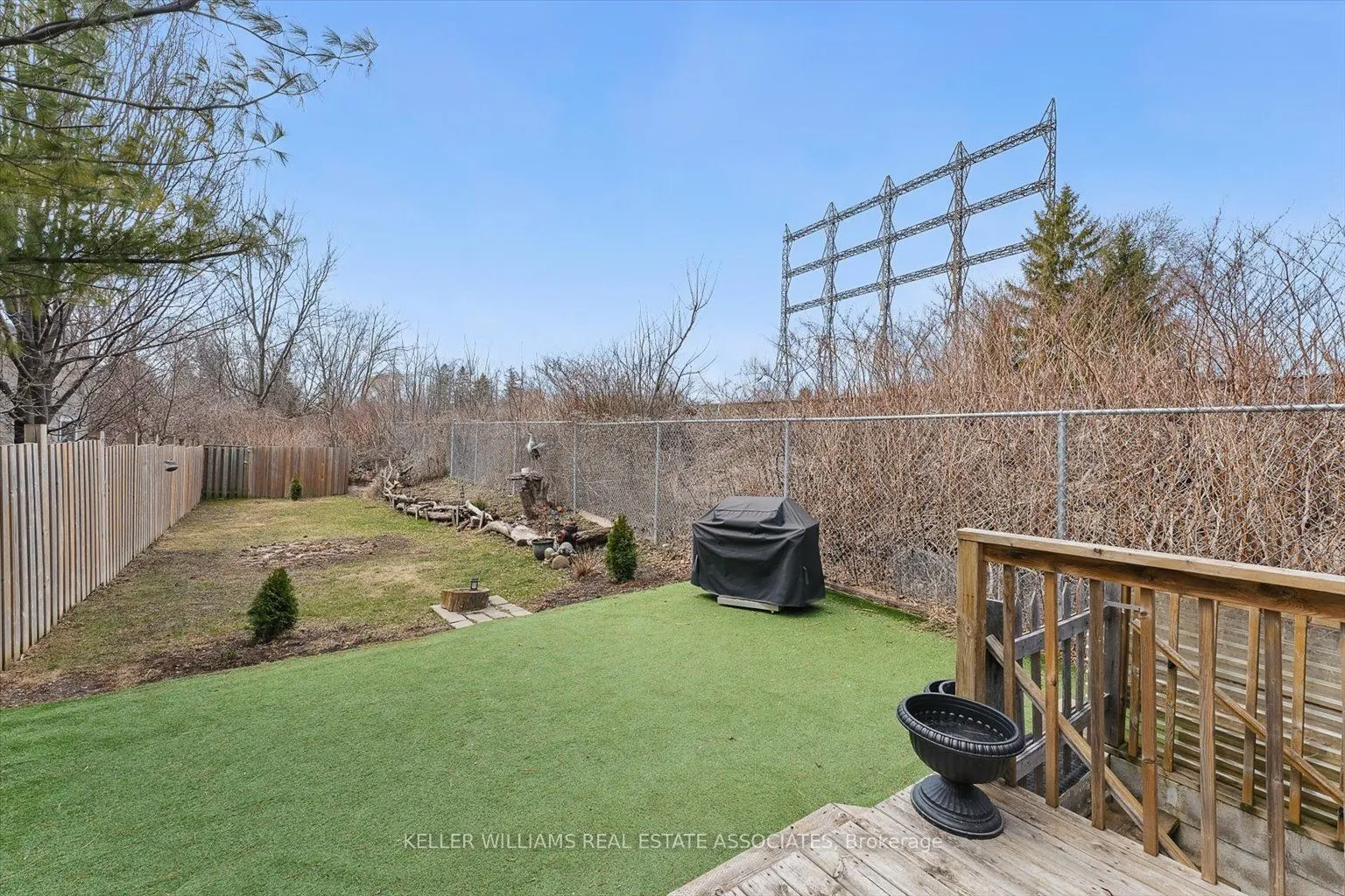1106 Haig Boulevard