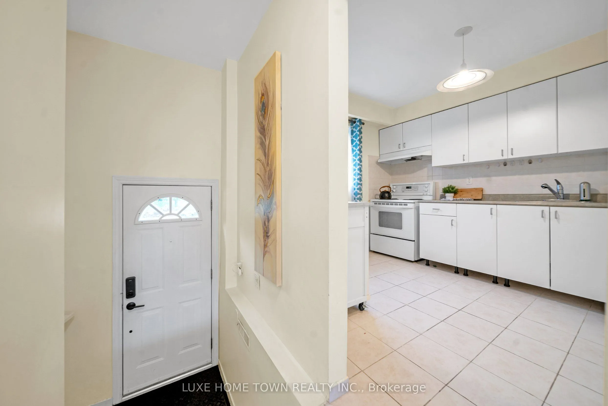 400 Mississauga Valley Boulevard #160